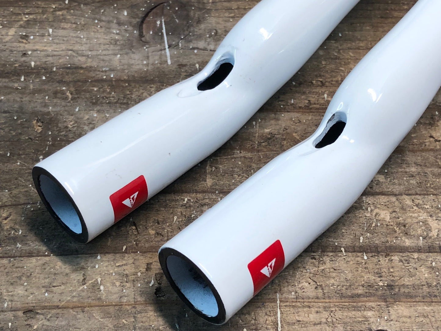 IO360 プロファイルデザイン PROFILE DESIGN T2+ CARBON カーボン DHバー 白 クランプ凹み