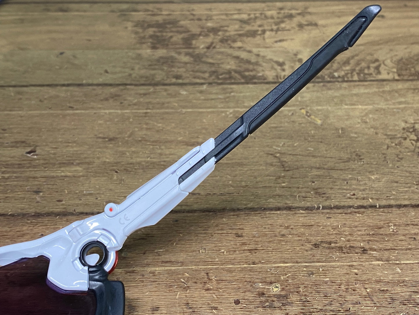 JB341 オークリー OAKLEY JAWBREAKER サングラス アイウェア 白 黒 PRIZMレンズ PHOTOCHROMICレンズ付属 ※レンズ一部剥がれ