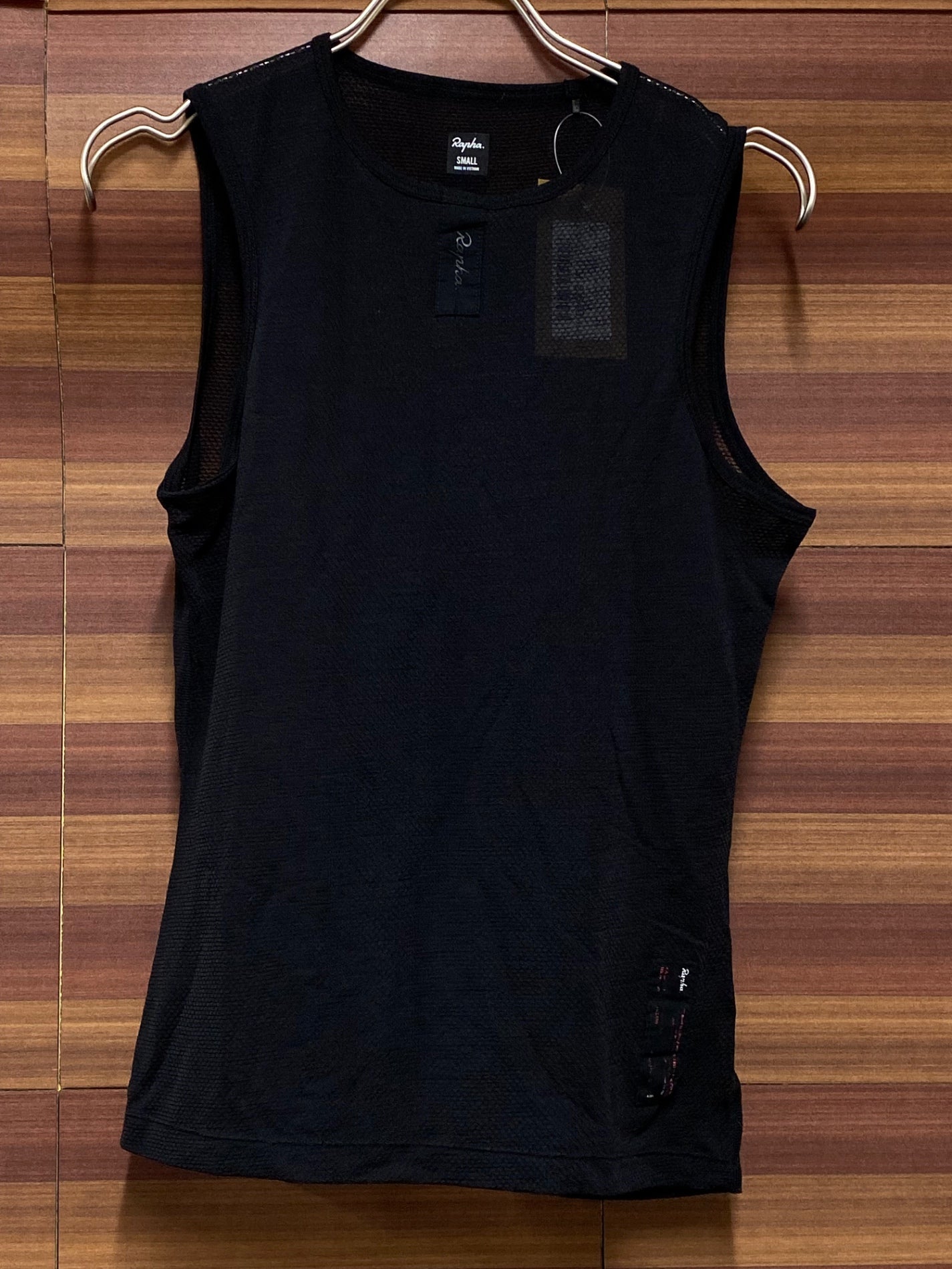 IV095 ラファ Rapha ノースリーブベースレイヤー 黒 S