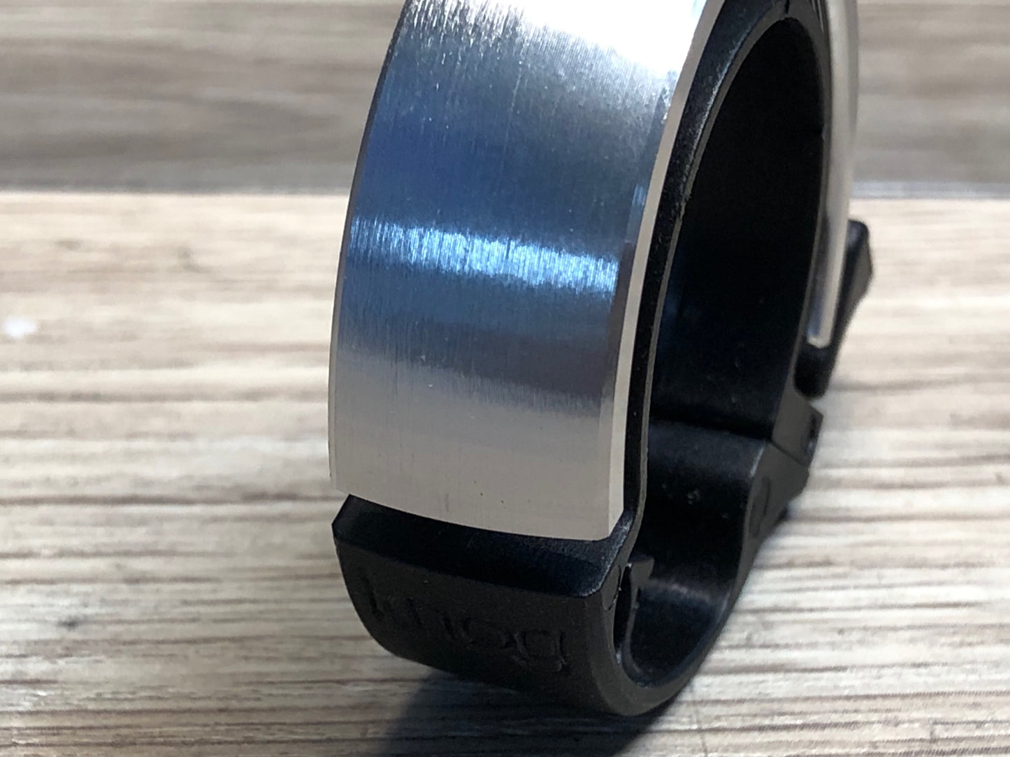 IP148 ノグ Knog Oi ベル シルバー Φ31.8