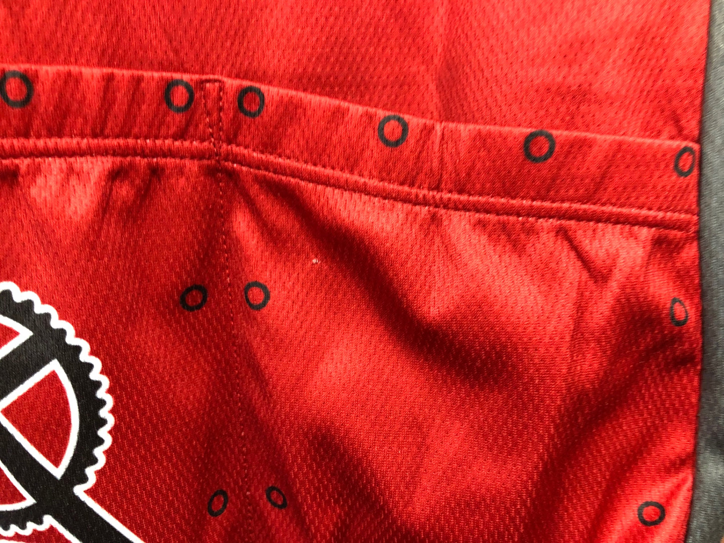 IS996 ウェイブワン WAVE ONE AURORA 半袖 サイクルジャージ 赤 グレー L ガールズ＆パンツァー 聖グロリアーナ女学院 痛ジャージ