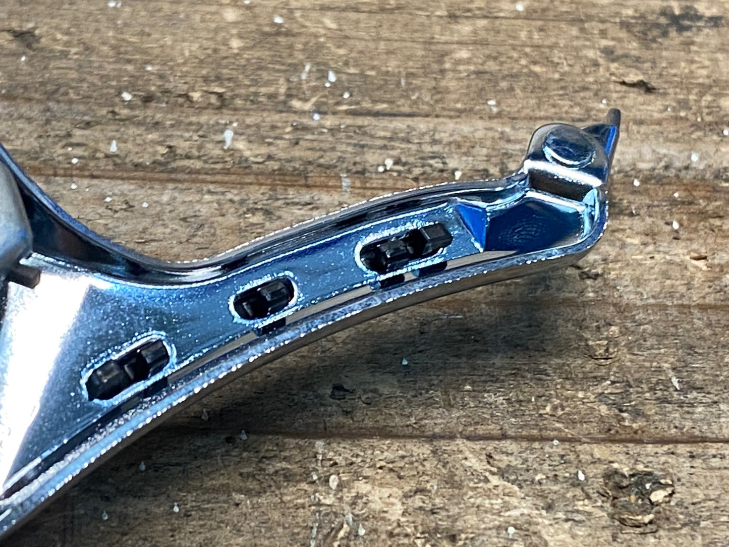 IR379 シマノ SHIMANO 105 FD-R7000 直付 フロントディレイラー