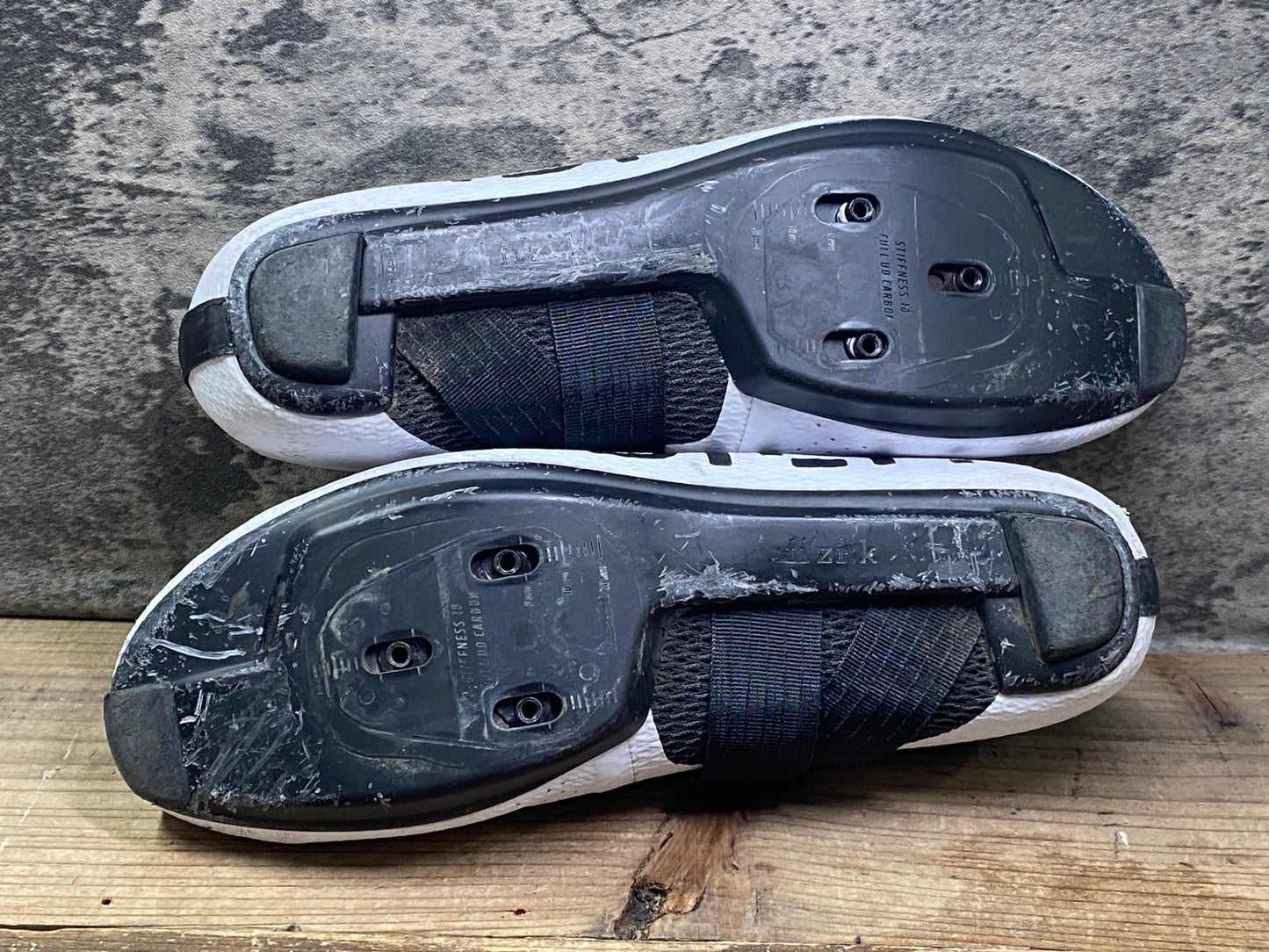 IU045 フィジーク fizik VENT STABILITA スタビリタ カーボン リミテッドエディション ※サイズ不明