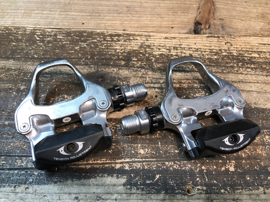 IZ329 シマノ SHIMANO 105 PD-5700 ビンディングペダル SPD-SL