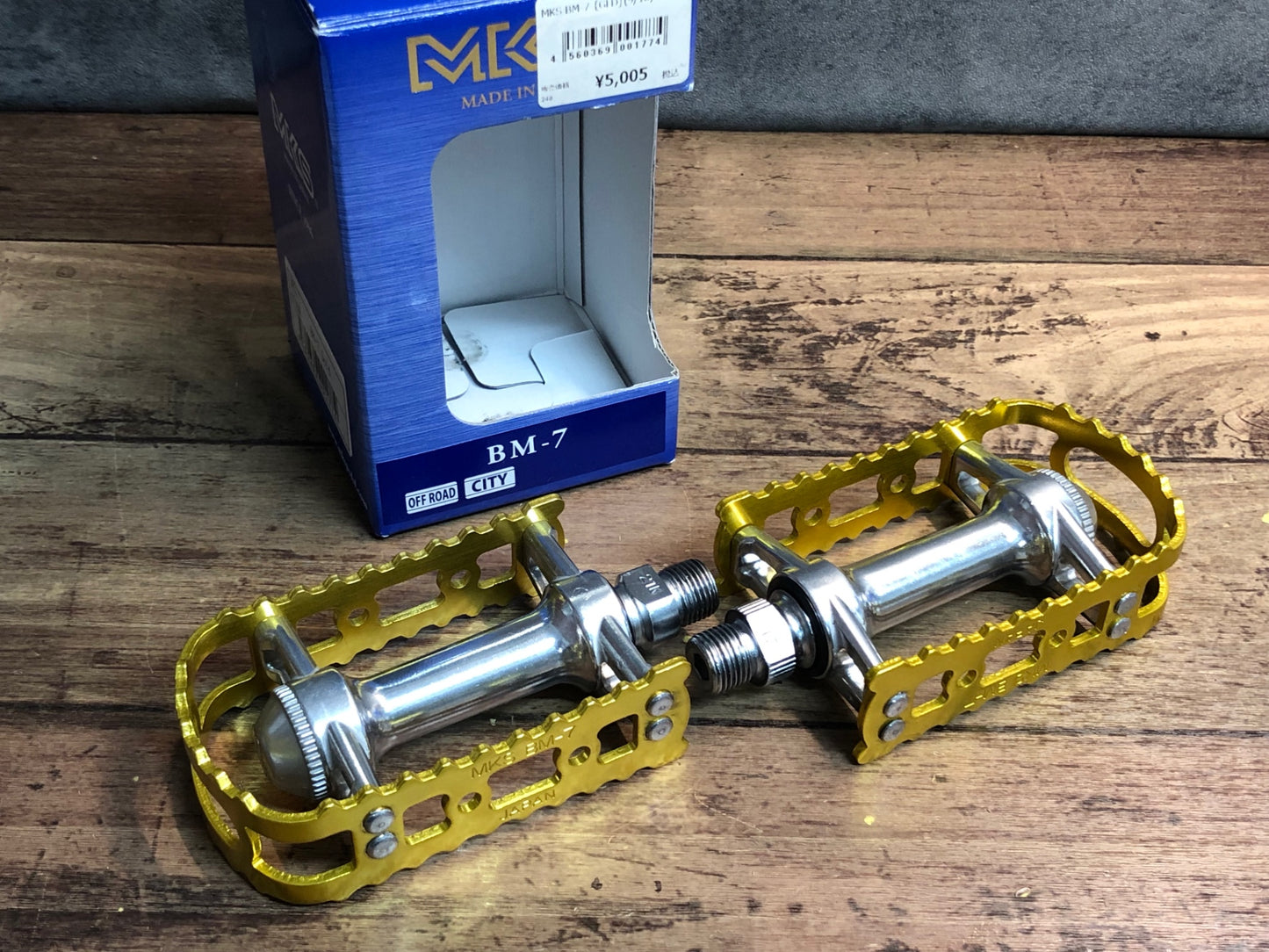 IQ621 三ヶ島 MKS BM-7 フラットペダル ゴールド 未使用品