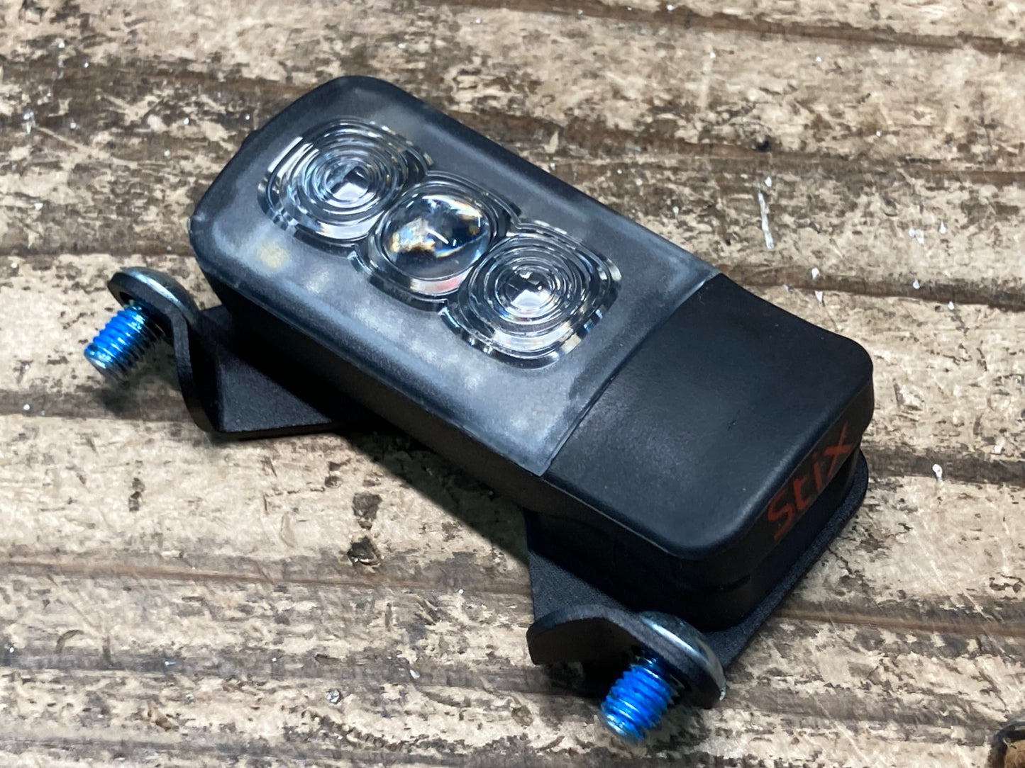 IJ582 スペシャライズド SPECIALIZED STIX ELITE TAIL LIGHT リアライト ※点灯確認済、POWERサドル取り付けマウント