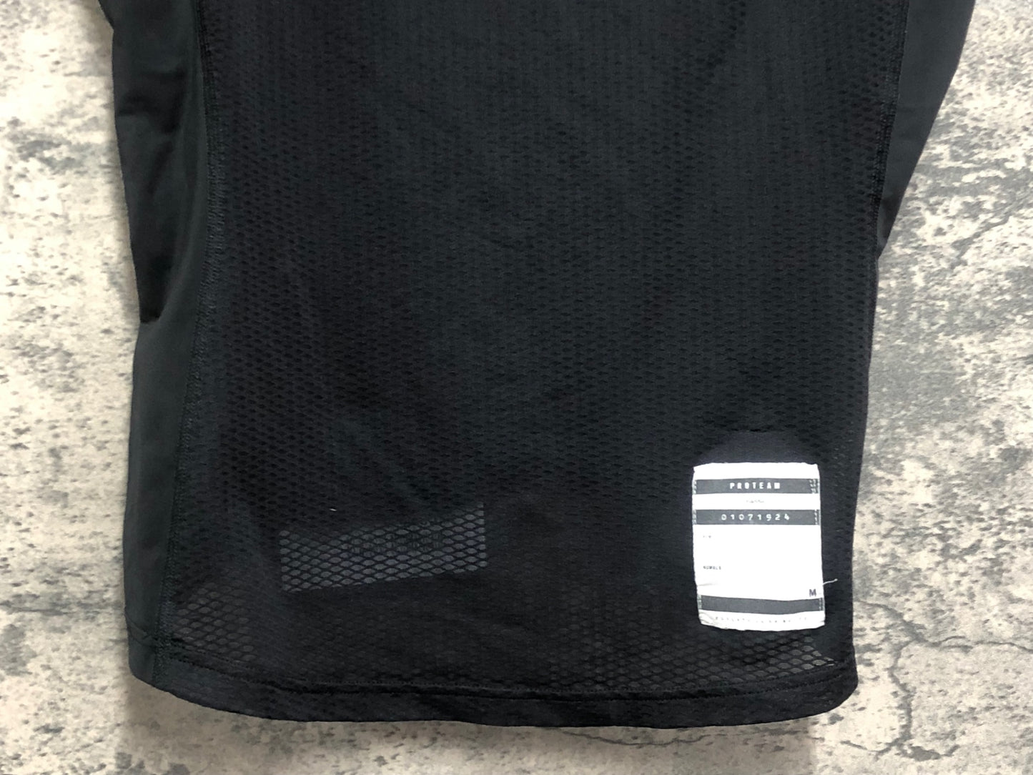 IX318 ラファ Rapha PRO TEAM BASE LAYER ノースリーブ ベースレイヤー 黒 M