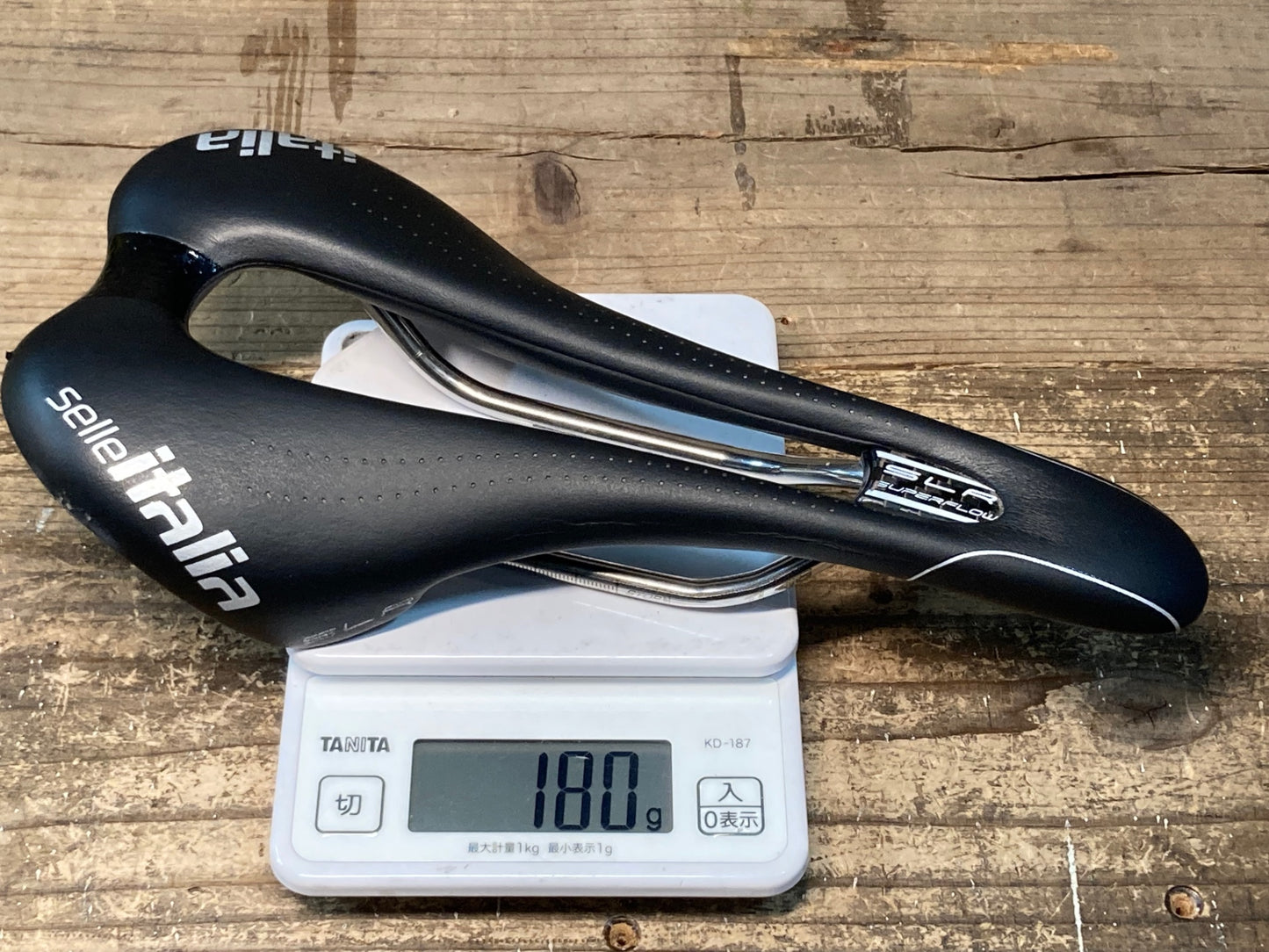 IY528 セライタリア selle italia SLR SUPERFLOW サドル 黒 Ti316レール