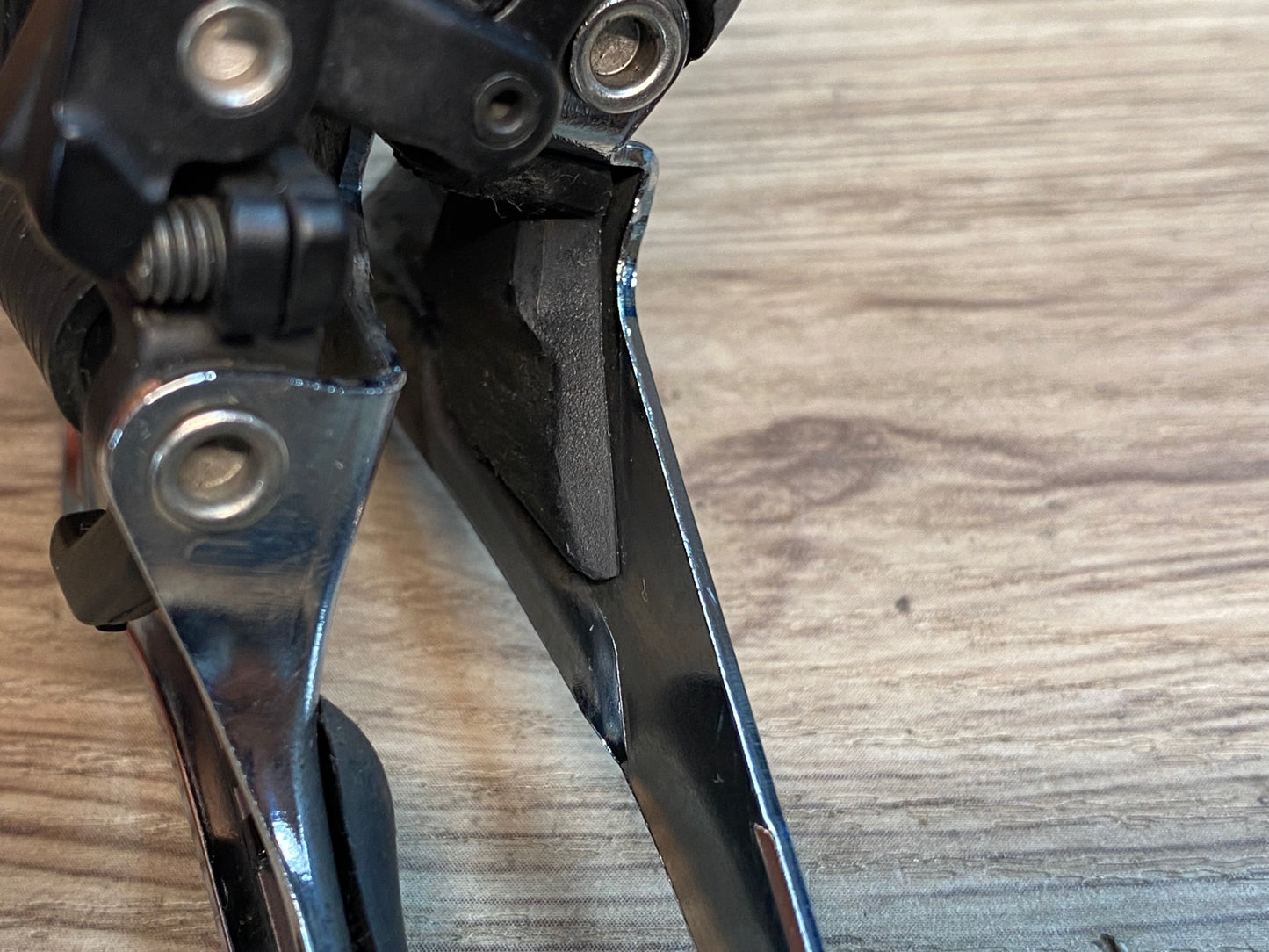 IW843 シマノ SHIMANO アルテグラ ULTEGRA FD-R8000 フロントディレイラー 2S 直付け