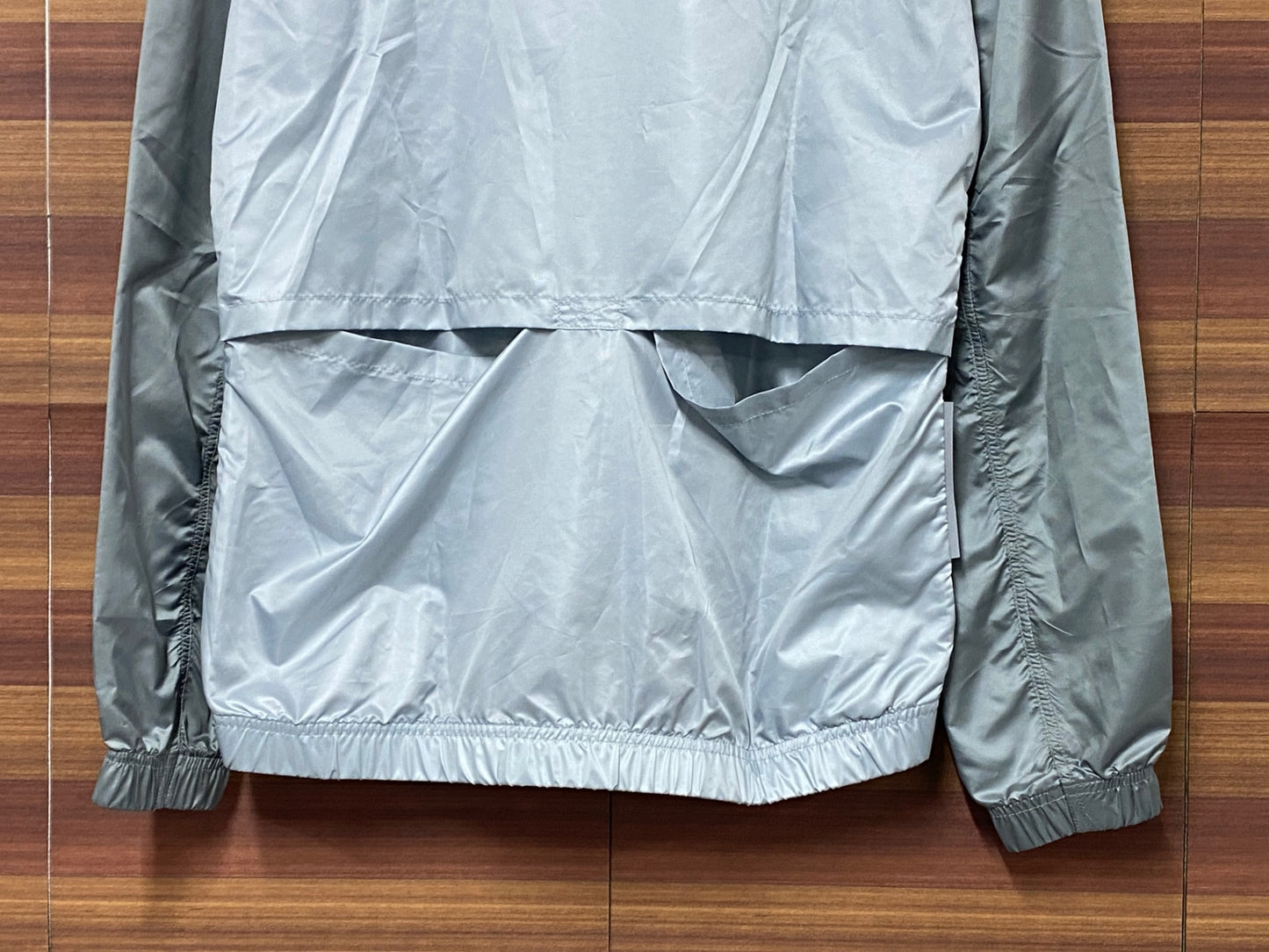 IQ234 レリック reric 長袖 ウィンドブレーカー クレー XS