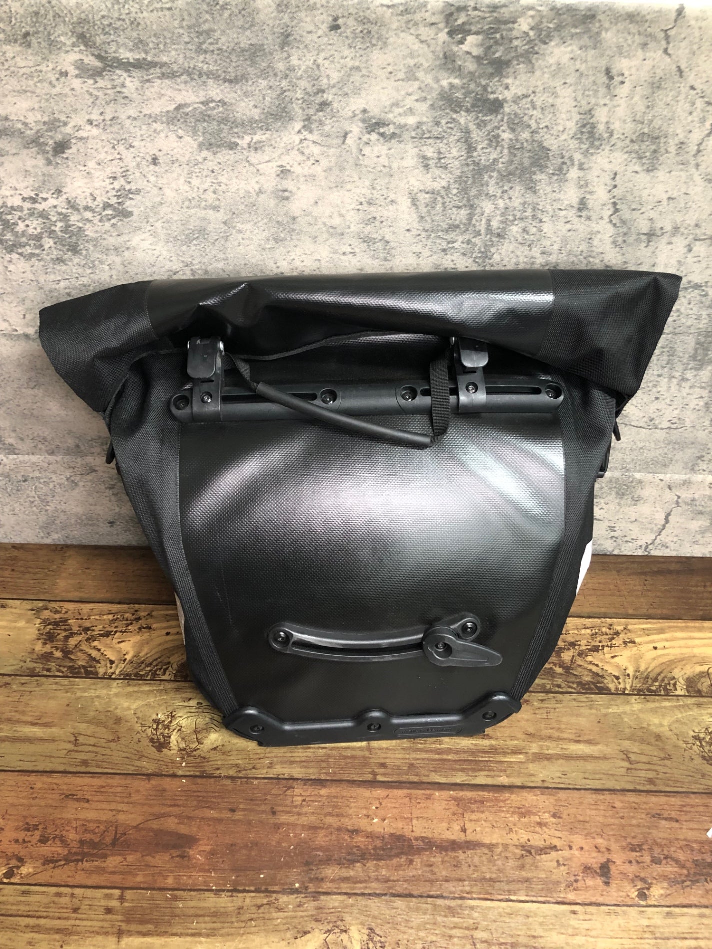IJ153 オルトリーブ ORTLIEB WATERPROOF CITY パニアバッグ サイドバッグ 黒