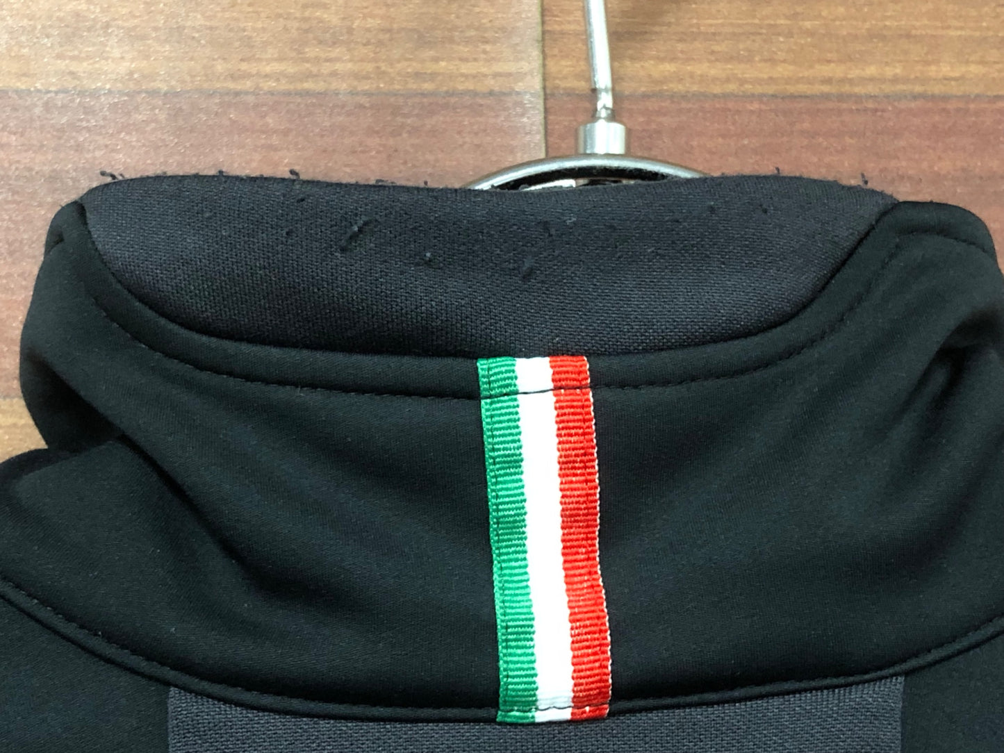 IS689 カステリ CASTELLI 長袖 サイクルジャケット 裏起毛 黒 M GORE TEX INFINIUM ※色褪せ、擦れ