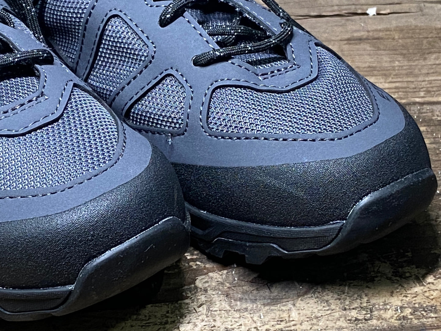 IY532 シマノ SHIMANO ET3 SHET300M G01 S シューズ グレー EU40