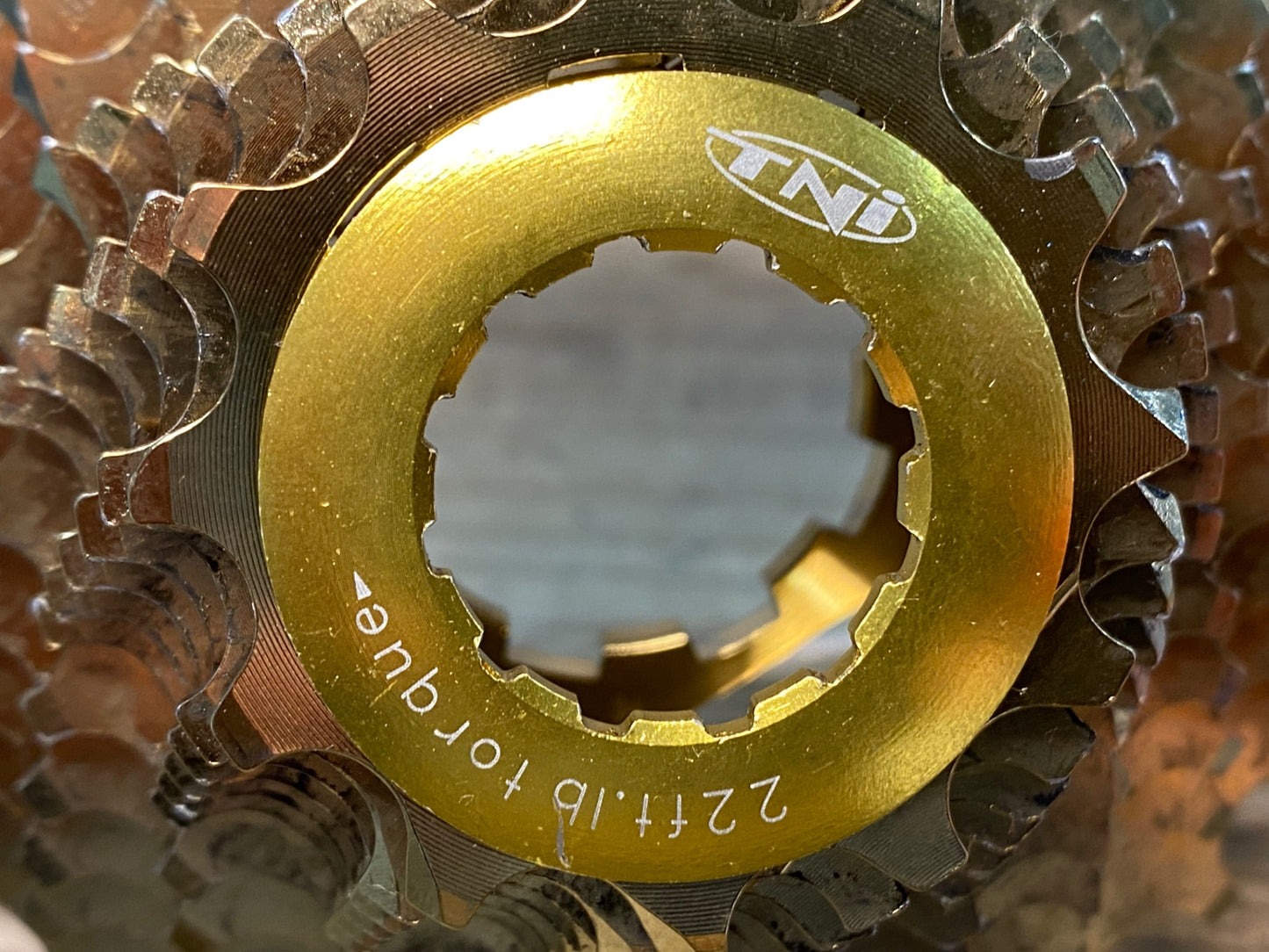 IT102 TNi アルミ ワンピース スプロケット 12-28T 11S