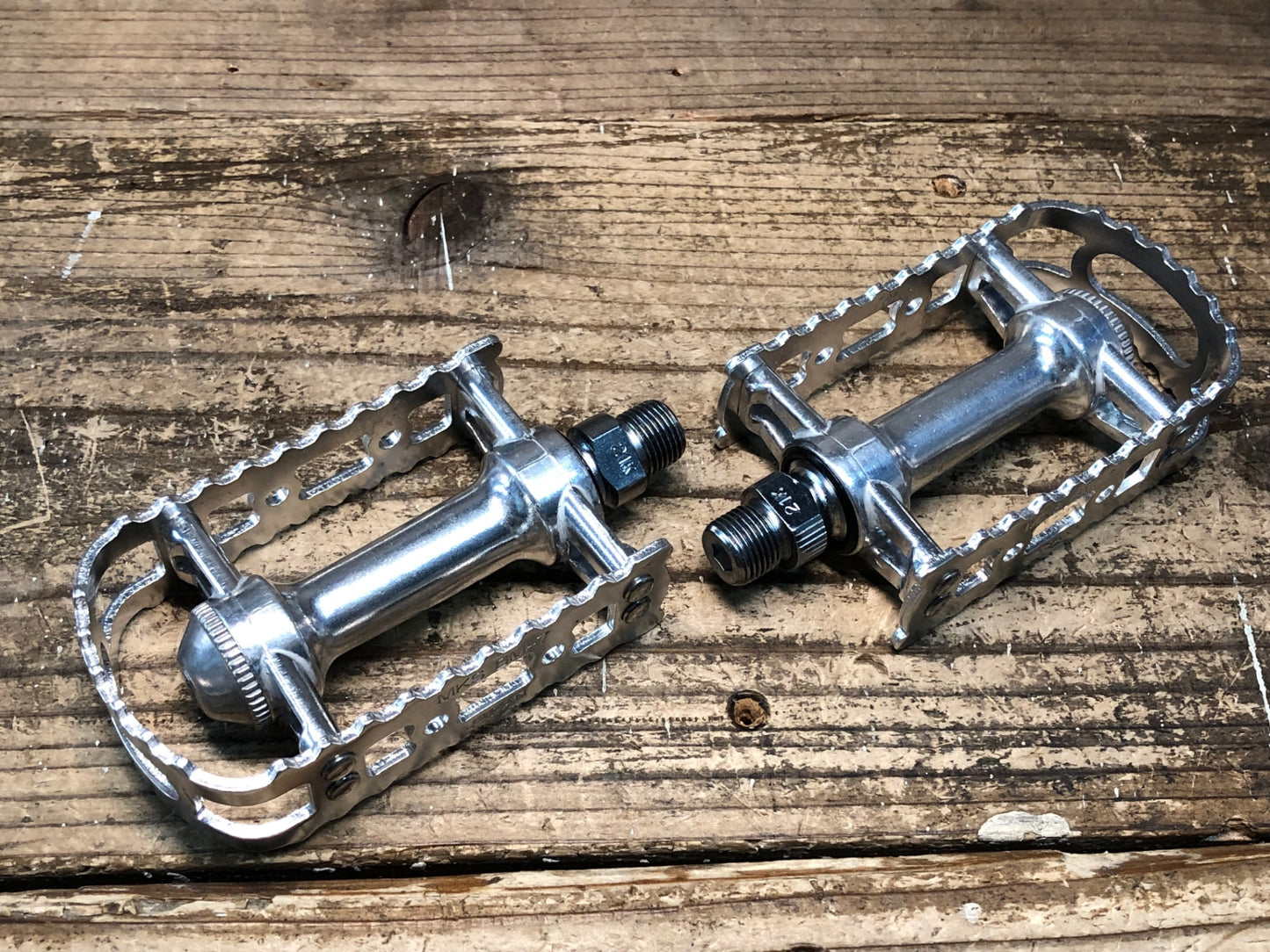 JA762 三ヶ島 MKS BM-7 フラットペダル シルバー