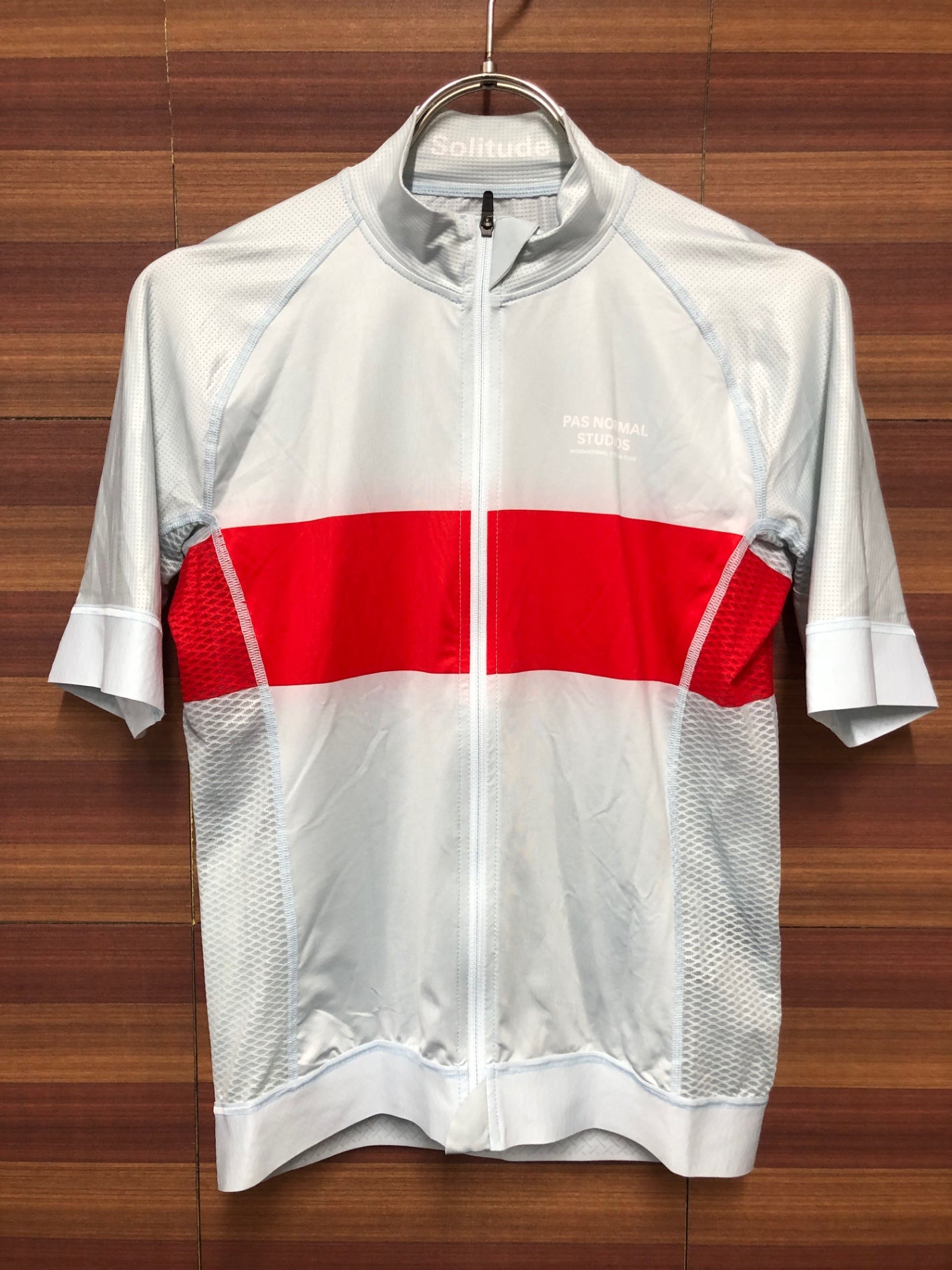 IT038 パスノーマルスタジオ PAS NORMAL STUDIOS Solitude 半袖 サイクルジャージ 薄水 赤 M
