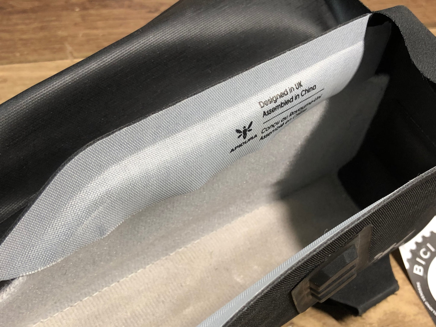 IE226 アピデュラ APIDURA Racing Top Tube Bag トップチューブバッグ