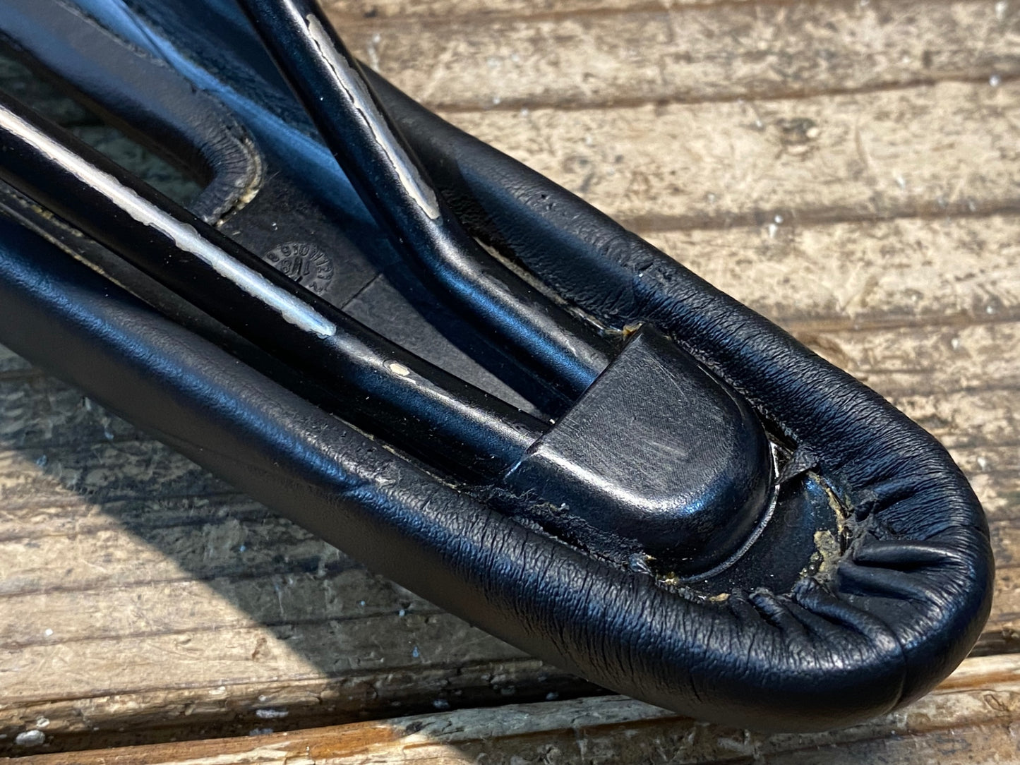 IX559 アスチュート ASTUTO SUN VT サドル TITANVレール