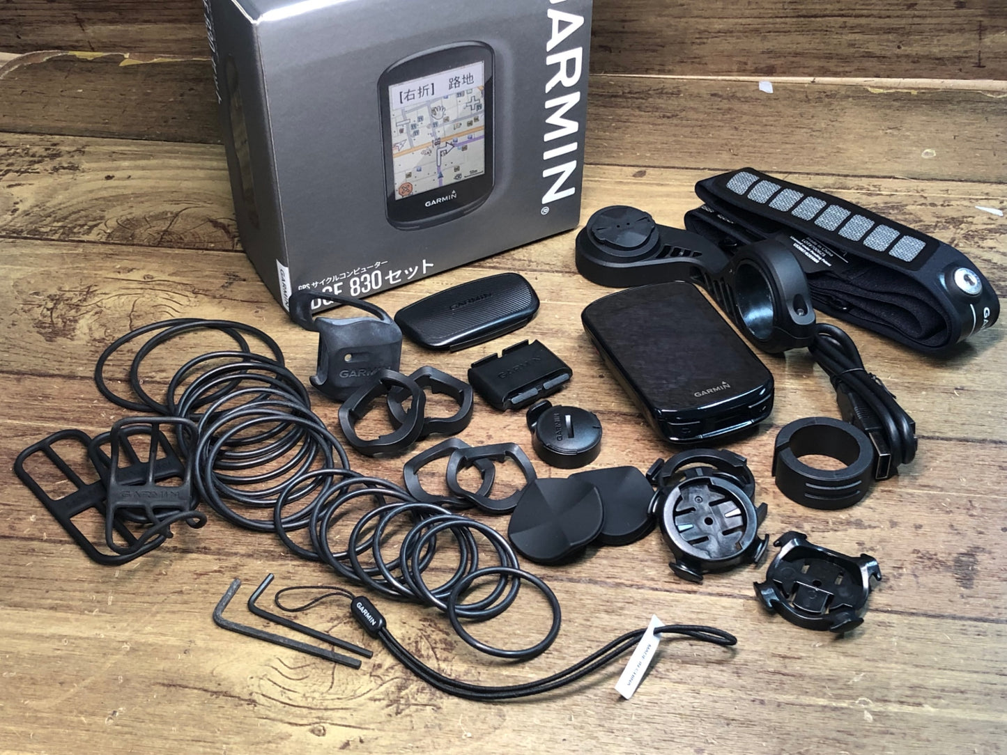 II514 ガーミン GARMIN EDGE 830J サイクルコンピューター センサーセット ケイデンス,スピード,心拍センサー付属