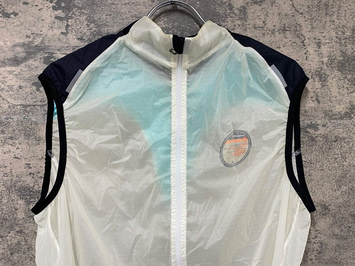 IW204 アソス assos シェルベスト 白 XL