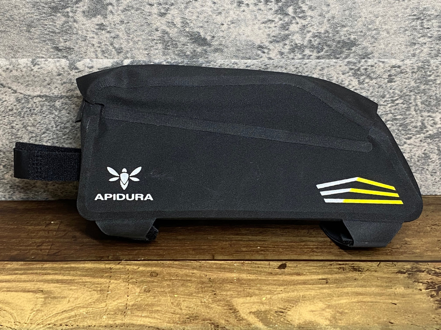 JD356 アピデュラ APIDURA レーシングトップチューブバッグ 黒