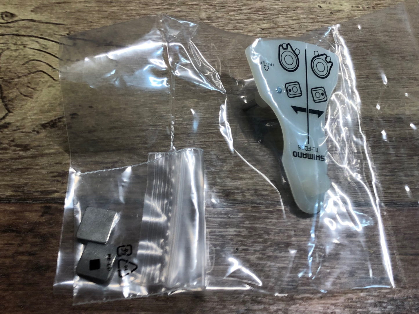 IR372 シマノ SHIMANO 105 FD-5800 黒 直付け 2S