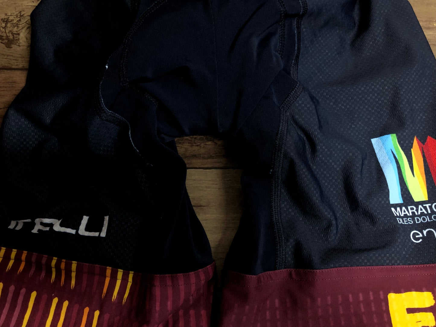 IK723 カステリ CASTELLI MARATONA DLES DOLOMITES 半袖サイクルジャージ ビブショーツ ワインレッド Lサイズ 上下セット