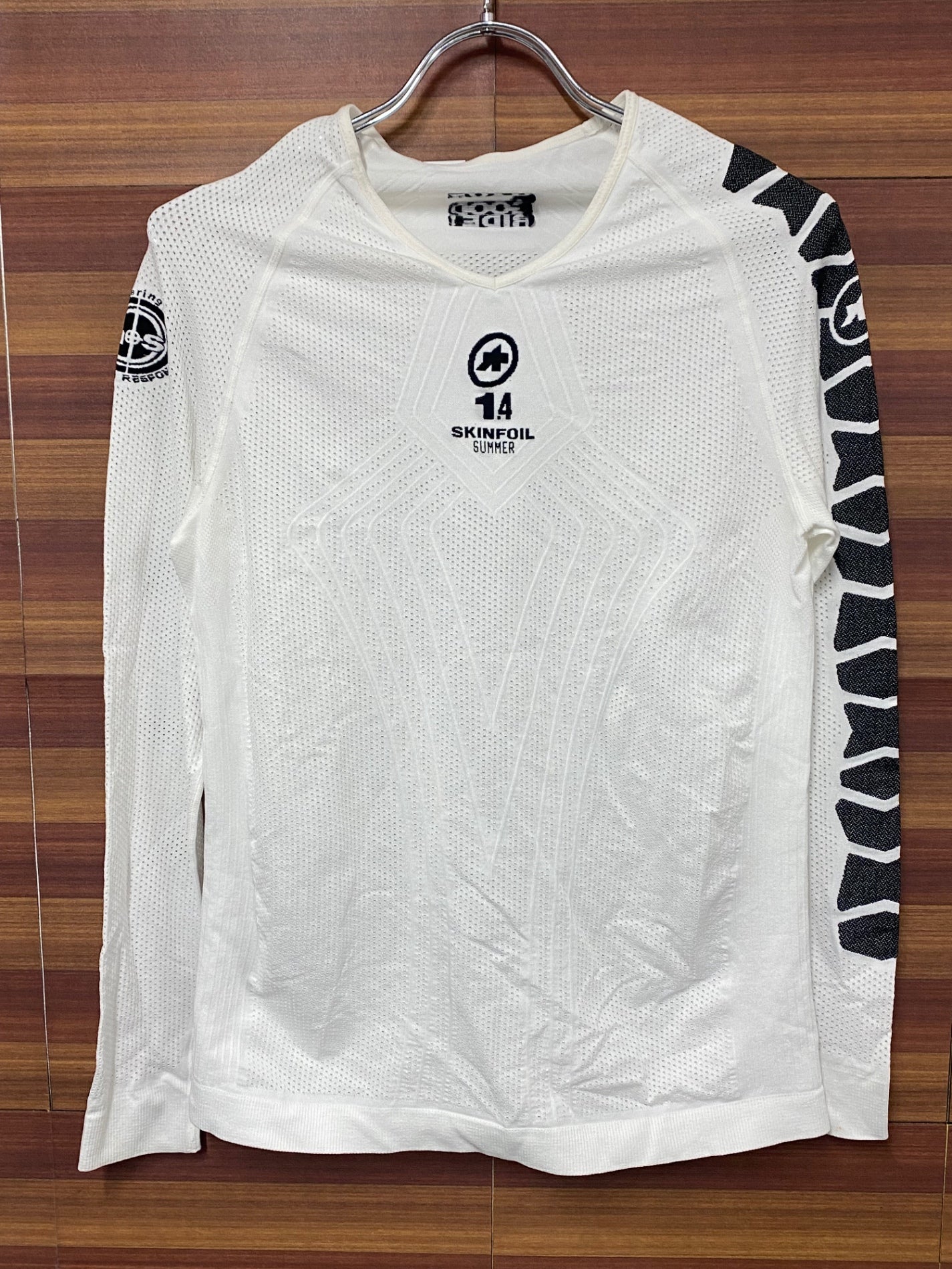 IS026 アソス assos 長袖 ベースレイヤー 白 Ⅰ