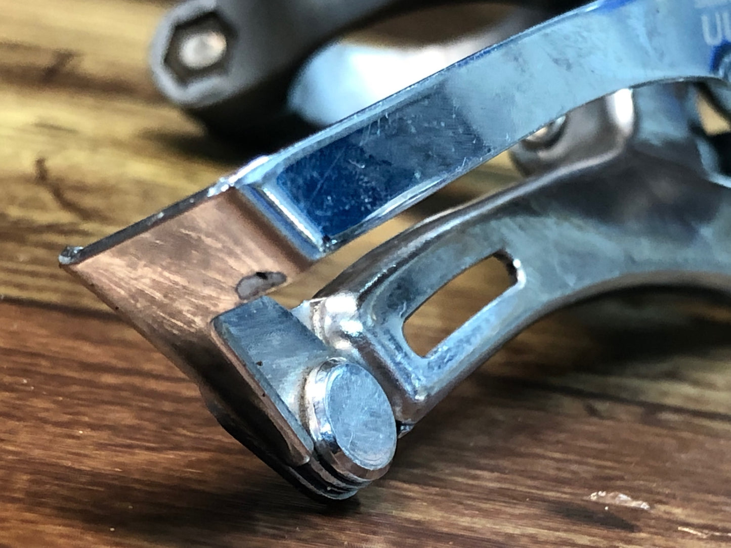 IM379 シマノ SHIMANO アルテグラ ULTEGRA  FD-6700 フロントディレイラー バンド式Φ31.8