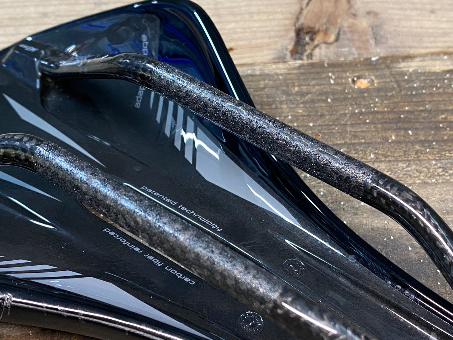 IP066 スペシャライズド SPECIALIZED トゥーペ TOUPE PRO サドル 143mm 黒 カーボンレール