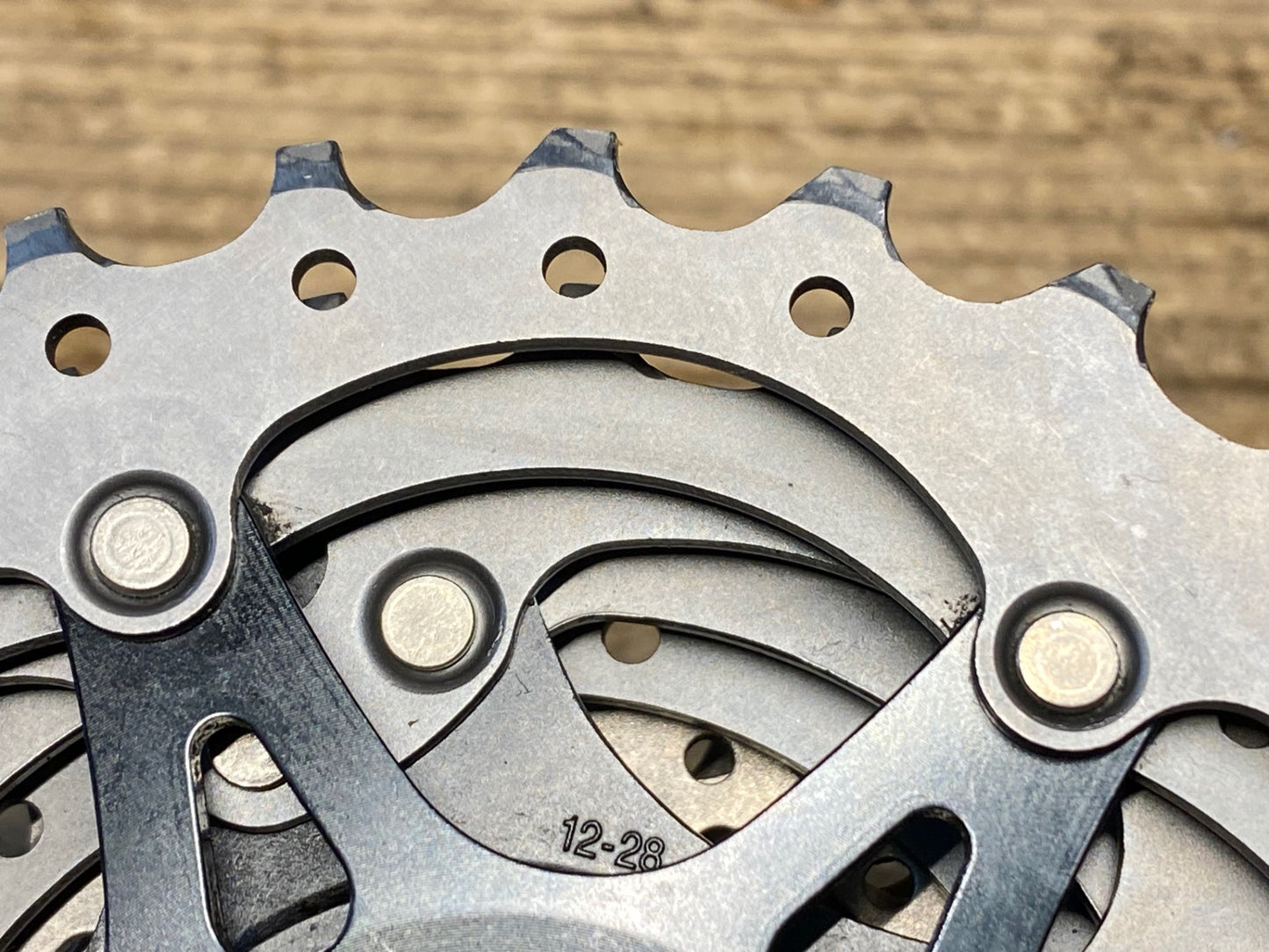 IT727 シマノ SHINMANO デュラエース DURA-ACE CS-9000 スプロケット 11S 12-28T