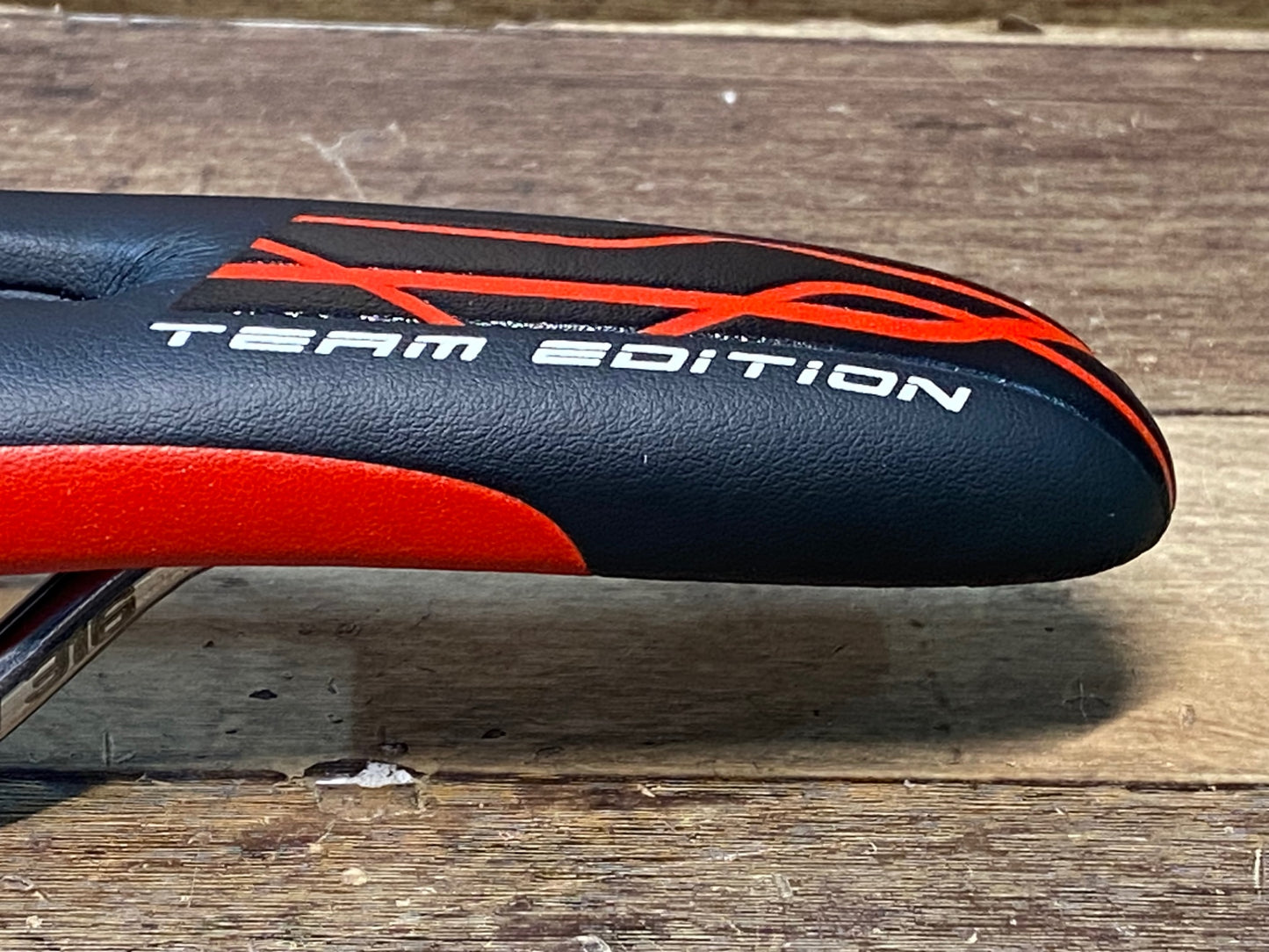 IM816 セライタリア selle italia SLR TEAM EDITION サドル 黒 赤 TI316レール