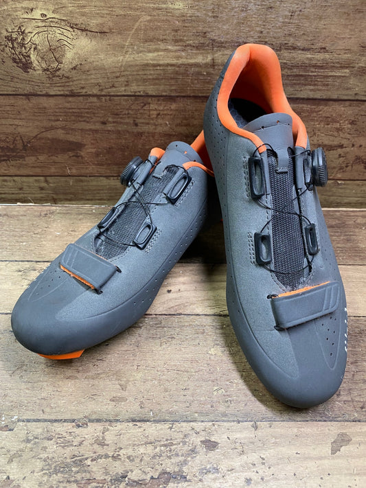 IJ544 フィジーク FIZIK R5 ビンディングシューズ SPD-SL EU41 グレー/オレンジ ※ソール傷