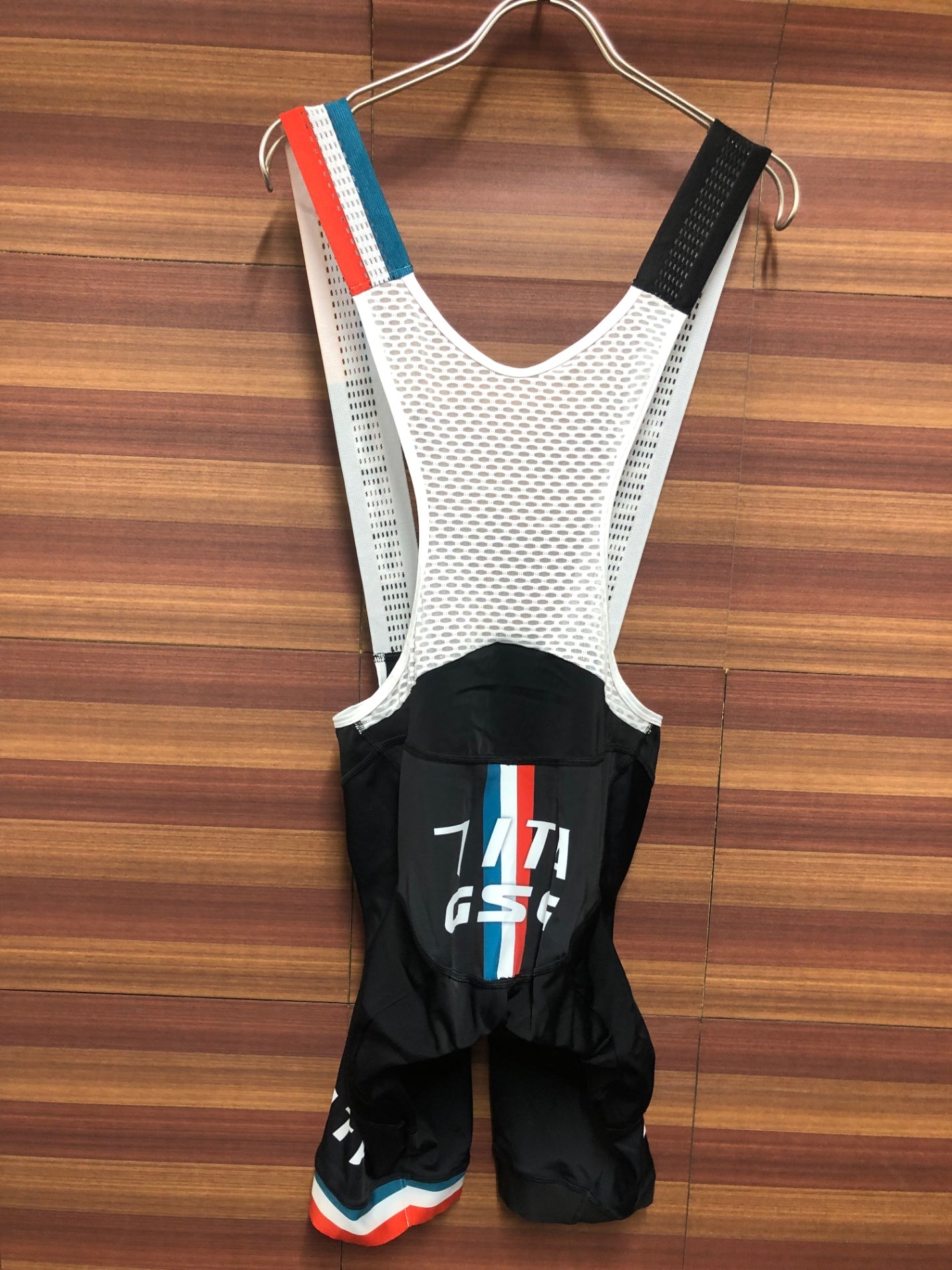 IT193 ジェッセージ GSG ビブショーツ 黒 M