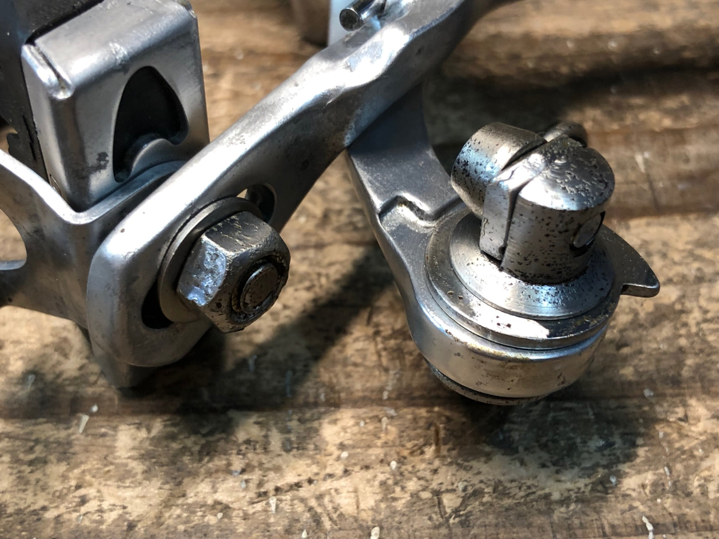 II558 シマノ SHIMANO 600 キャリパーブレーキ 前後セット