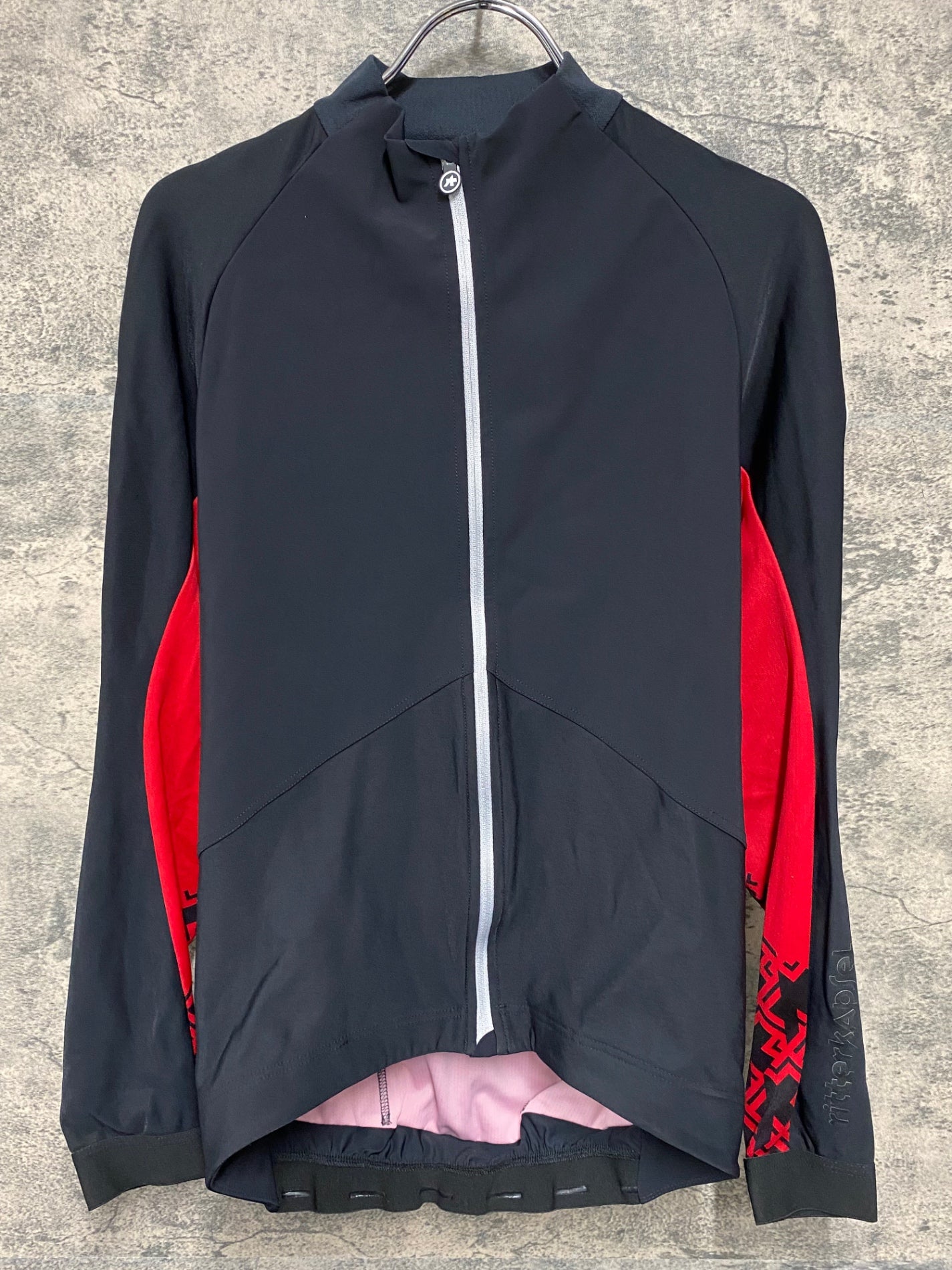 IY684 アソス assos ミレ MILLE GT WIND JACKET 長袖 ウィンドジャケット L 黒 赤