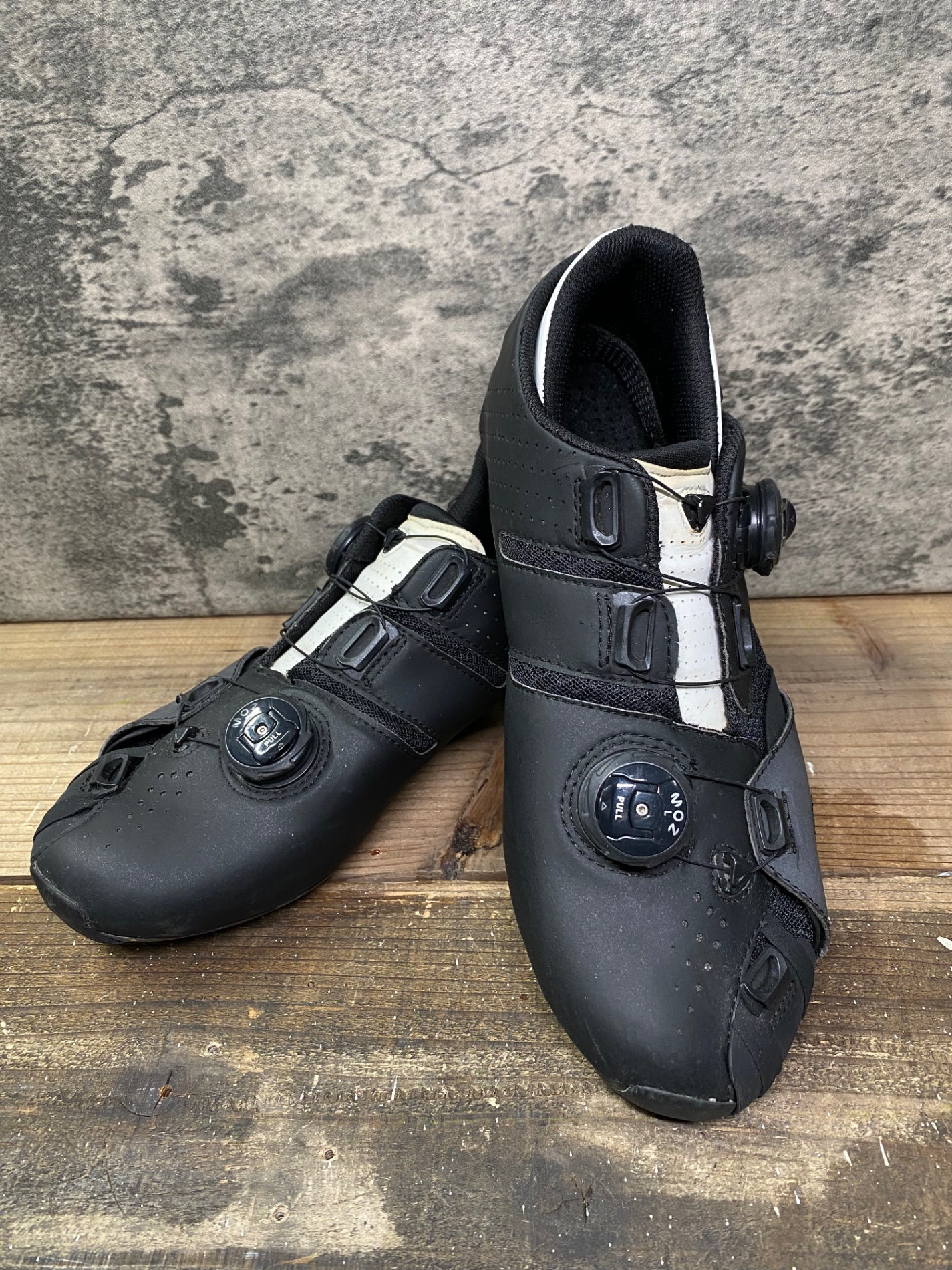 IP326 リンタマン Lintaman アジャストプラス ADJUST PRO PLUS ビンディングシューズ カーボンソール SPD-SL EU40 黒白
