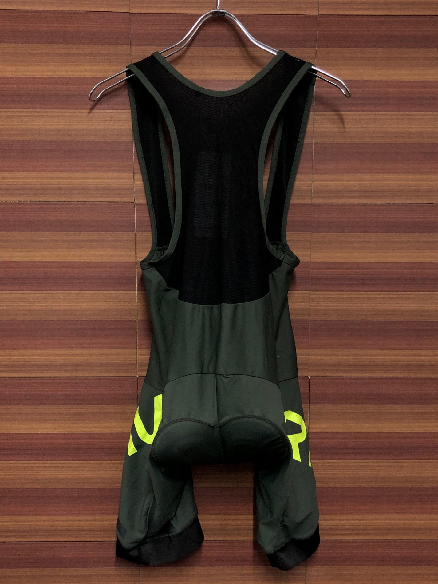 IL863 ブリコ BRIKO CLASSIC BIB 2.0 ビブショーツ カーキ L ロゴ汚れ