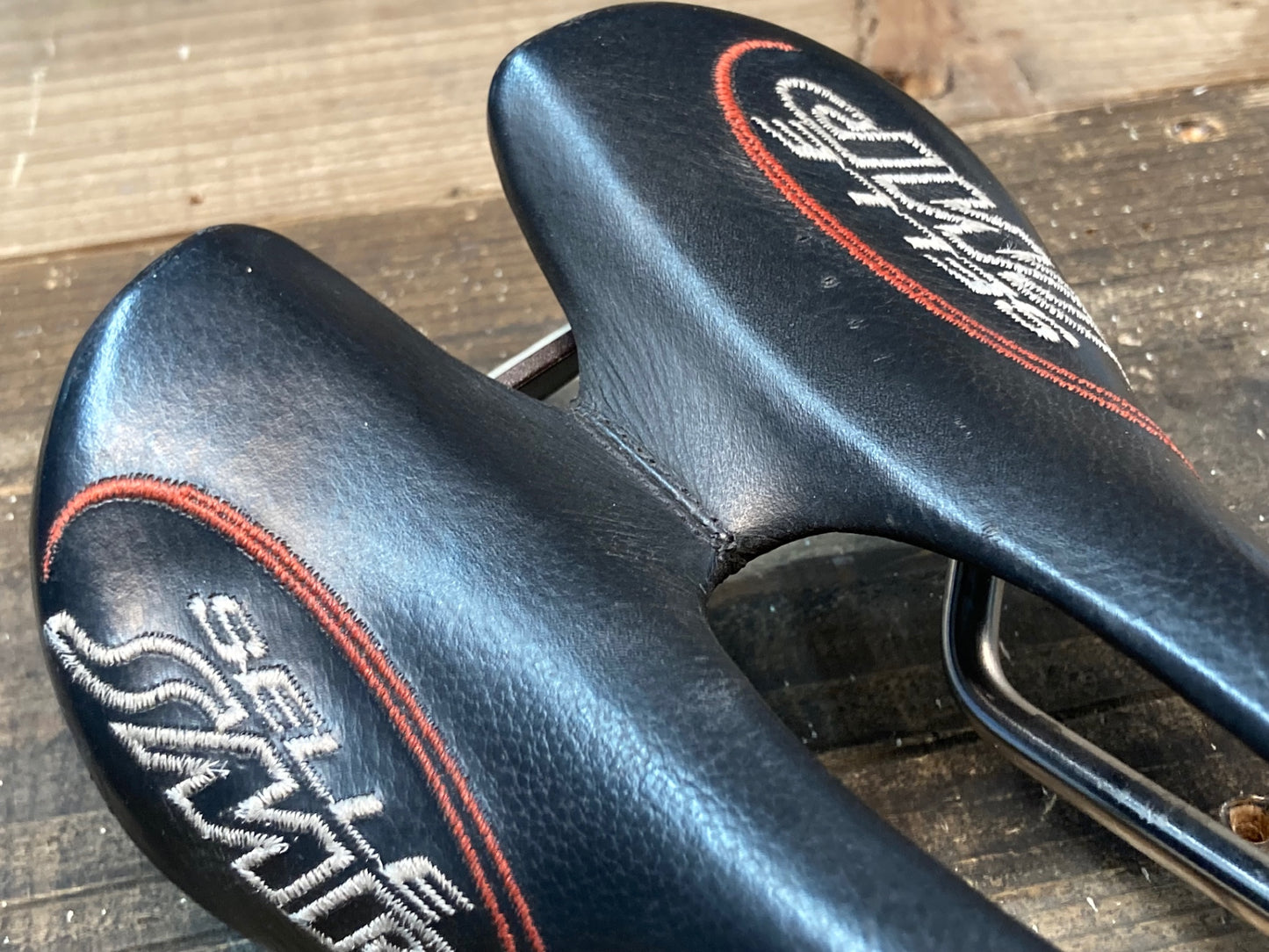 IP276 SELLE SMP composit サドル 黒 inox tubeレール