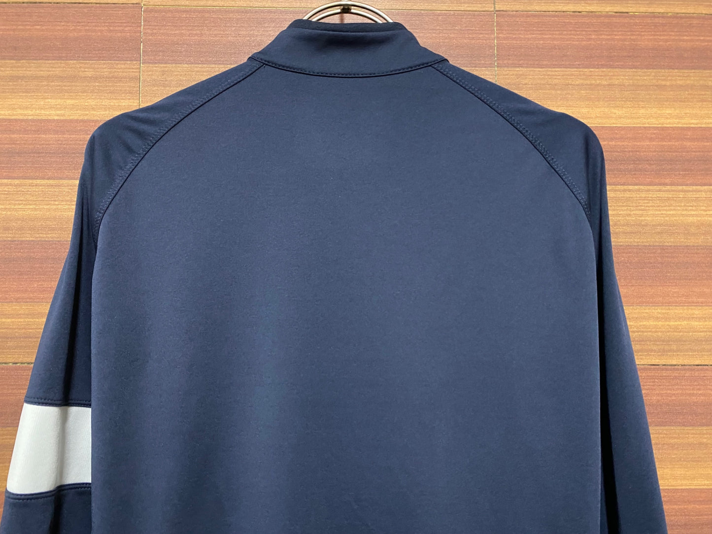 IH090 ラファ Rapha コアロングスリーブシャーシ CORE LONG SLEEVE JERSEY 紺 L