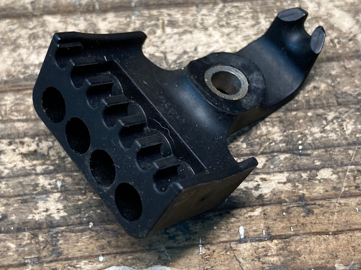 IX120 シマノ SHIMANO SM-JC40 ジャンクションB 4ポート ※動作確認済み