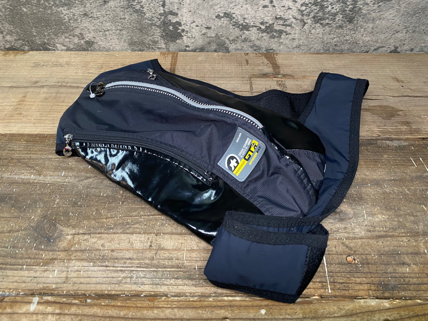 IO805 アソス assos GT spider bag リュックサック バックパック 黒