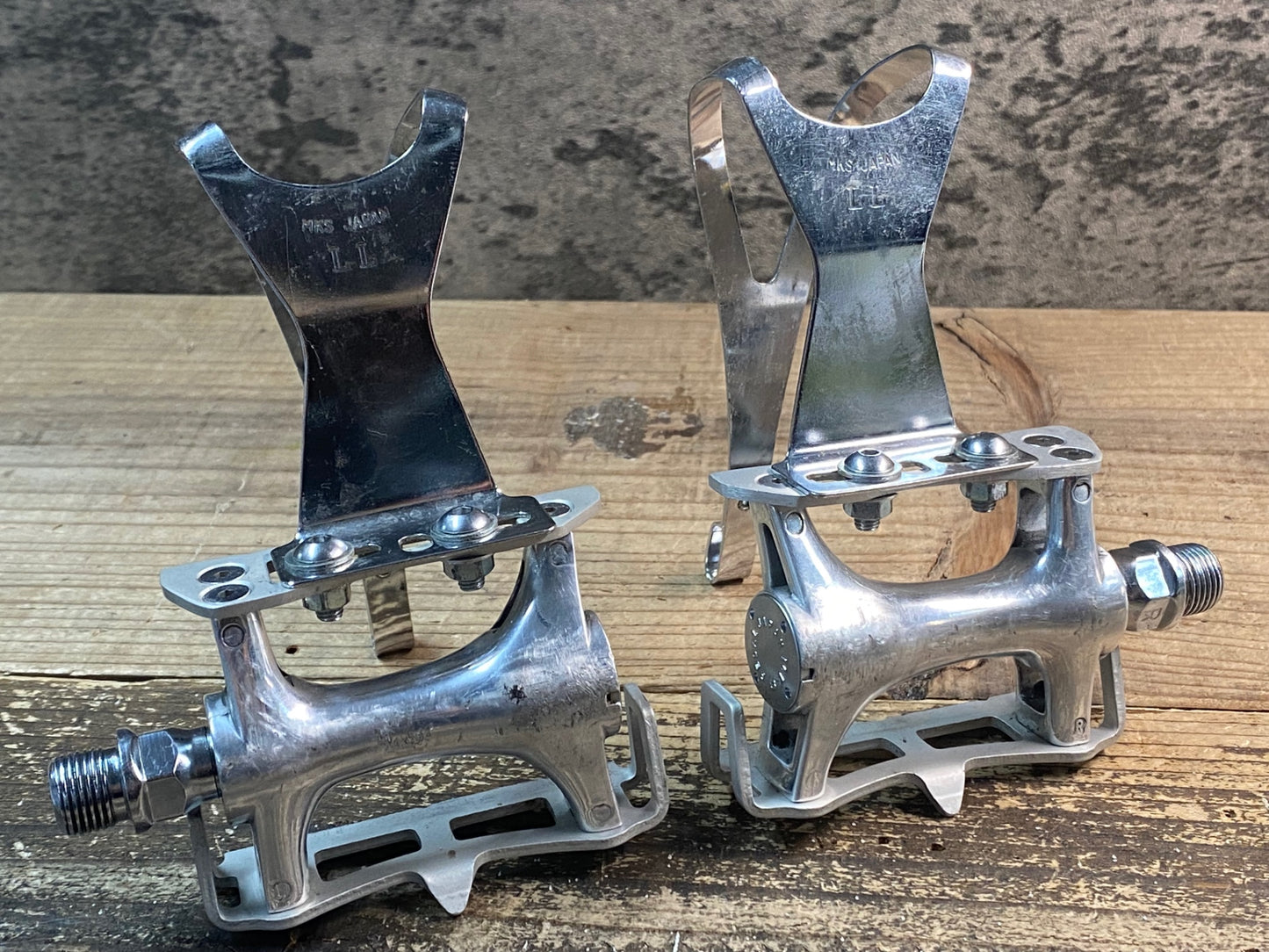 IP068 三ヶ島 MKS ROYAL NUEVO NJS ペダルトゥークリップ付き