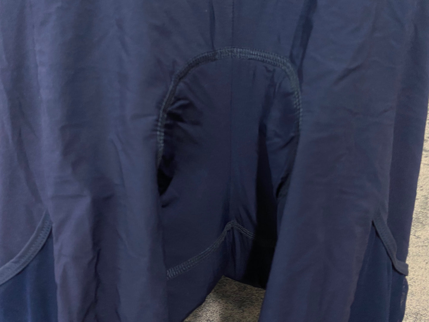 JD496 ラファ Rapha CARGO BIB SHORTS カーゴビブショーツ 濃紺 M