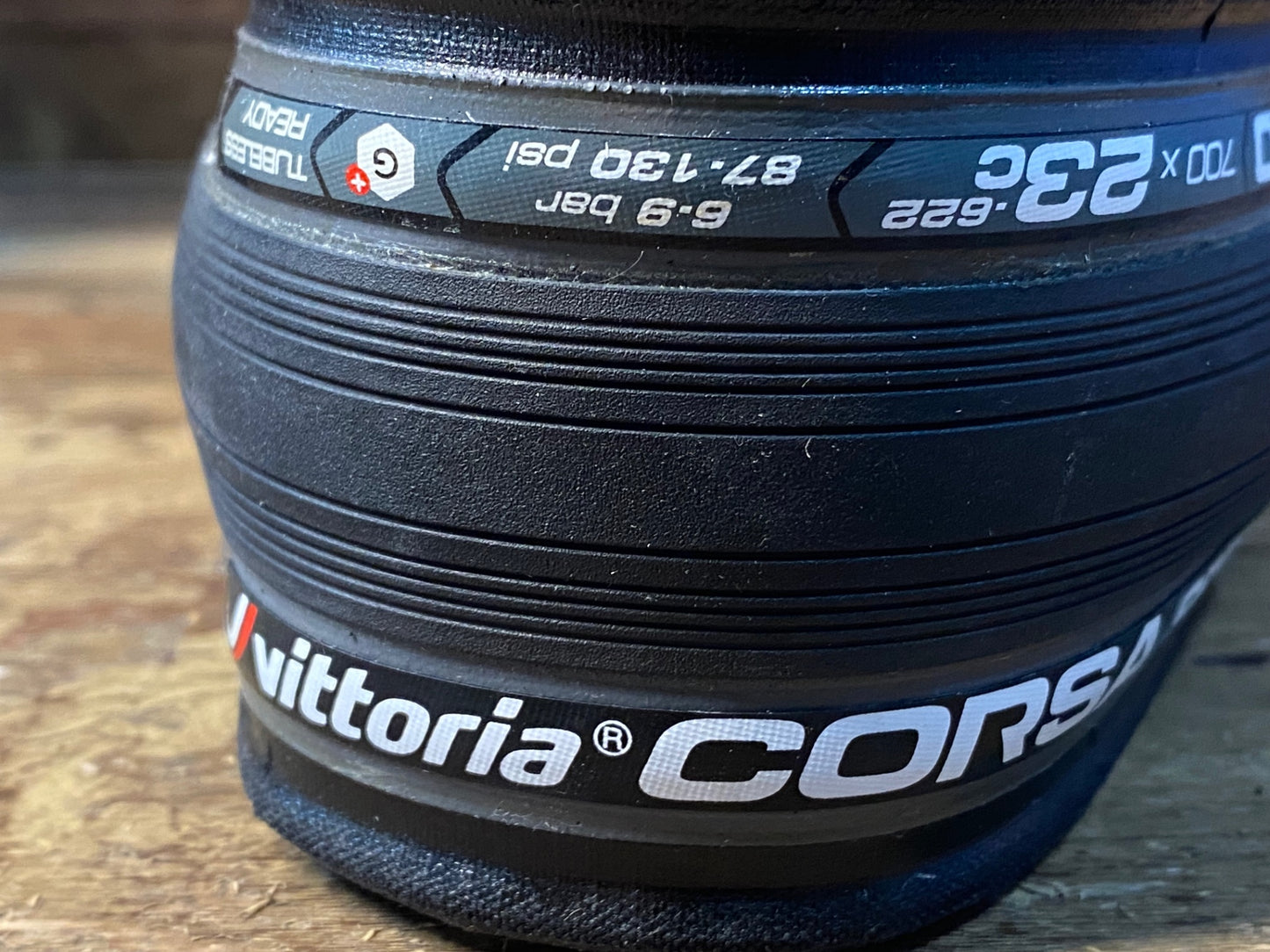 HW822 ヴィットリア VITTORIA CORSA SPEED TLR 700×23C チューブレスレディタイヤ 未使用