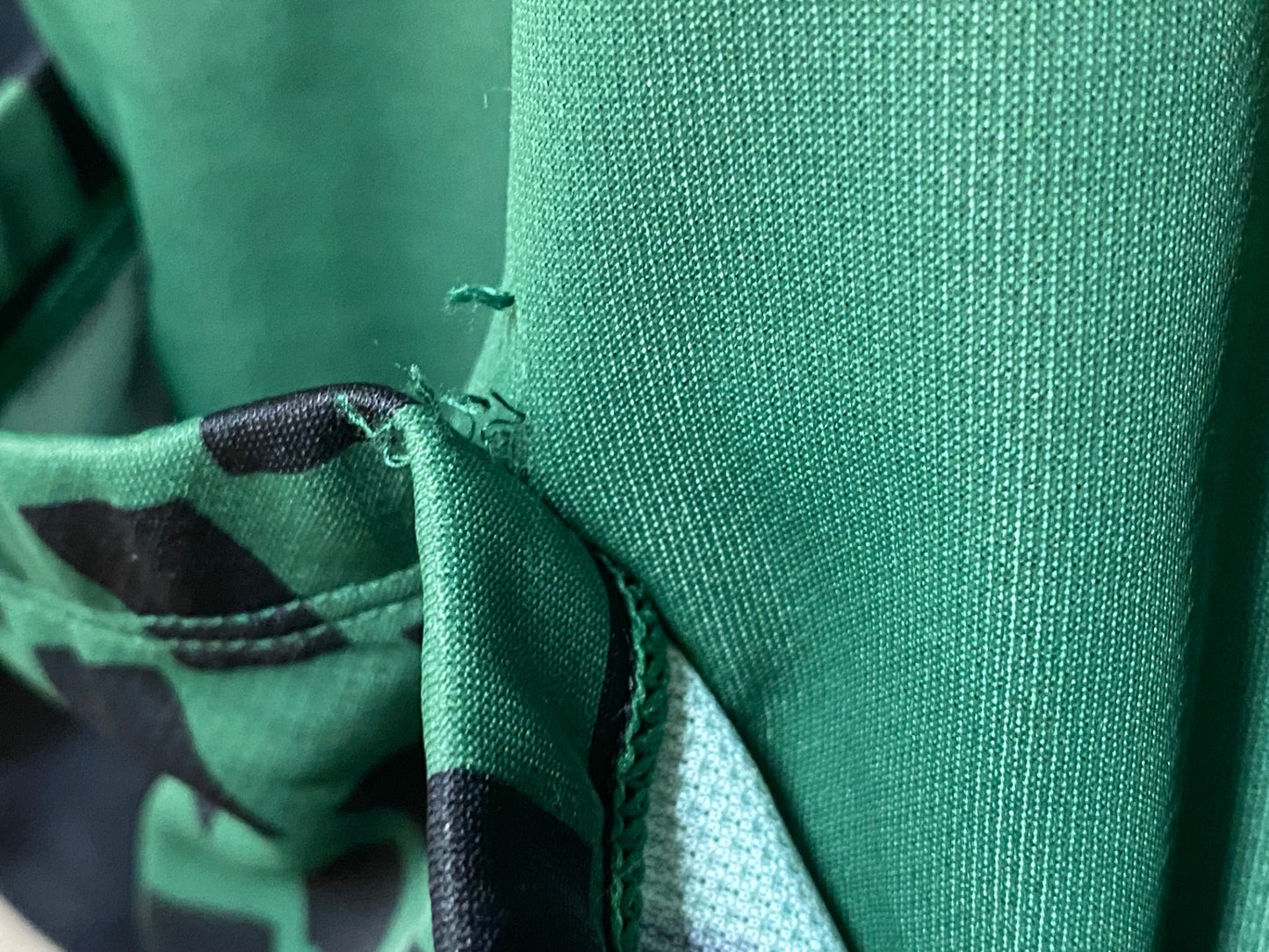 IZ243 レリック reric 長袖 サイクルジャージ 緑 黒 M