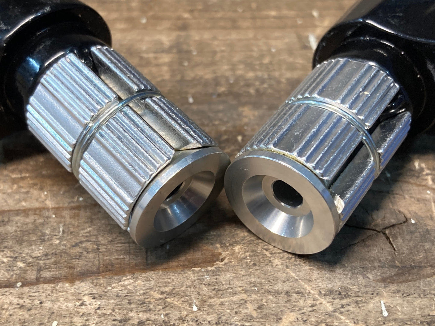 IS451 マイクロシフト microSHIFT バーエンド カーボン シフター セット 2/3x11s