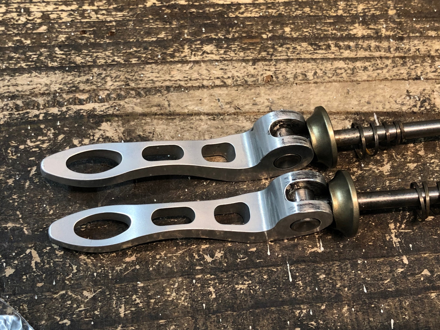 IY324 PMP T072 チタン クイックリリース 前後セット 100mm×130mm シルバー