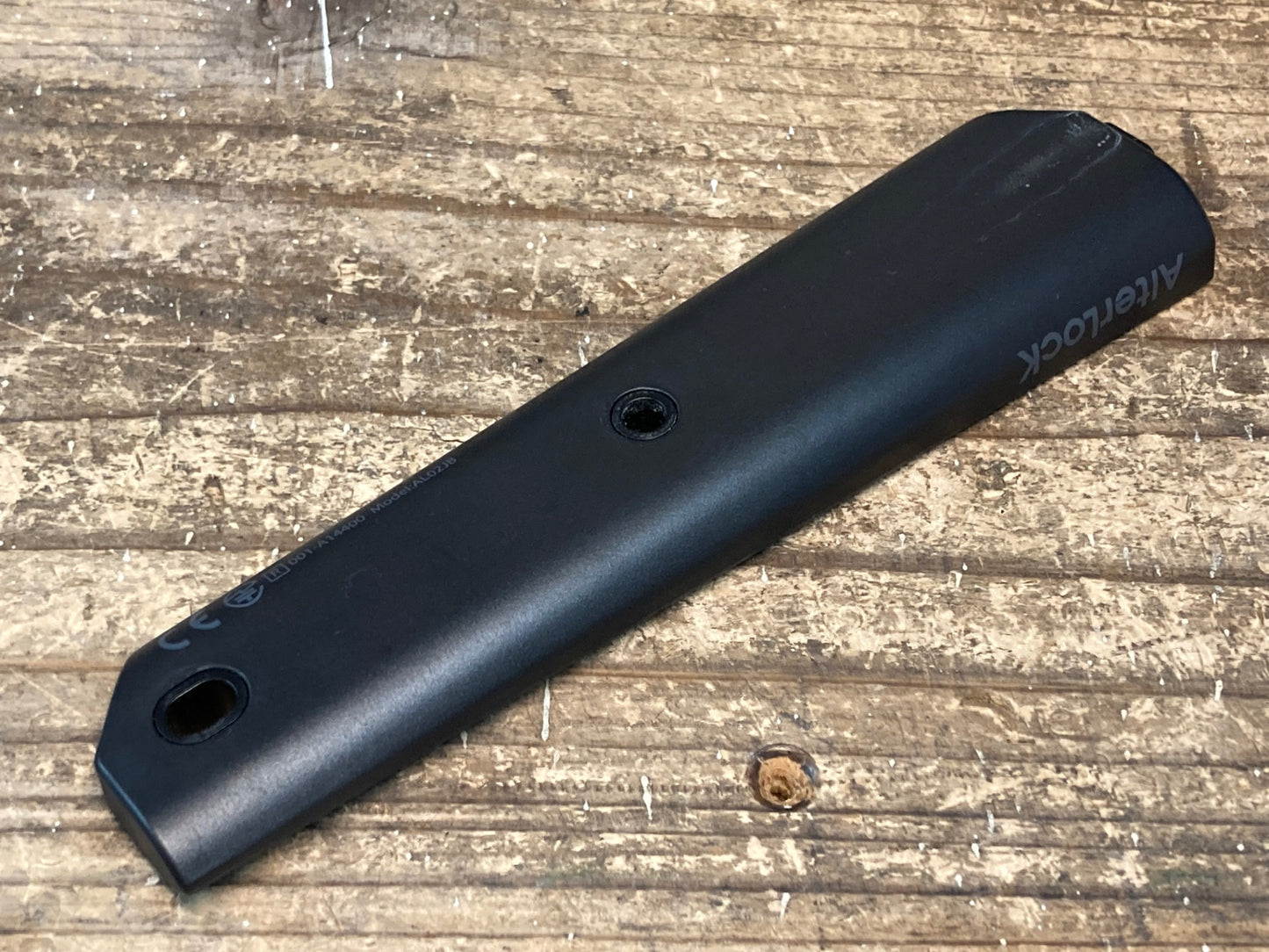 IQ619 オルターロック ALTERLOCK 振動検知 アラーム GPS 認証コード付属 ※起動確認済