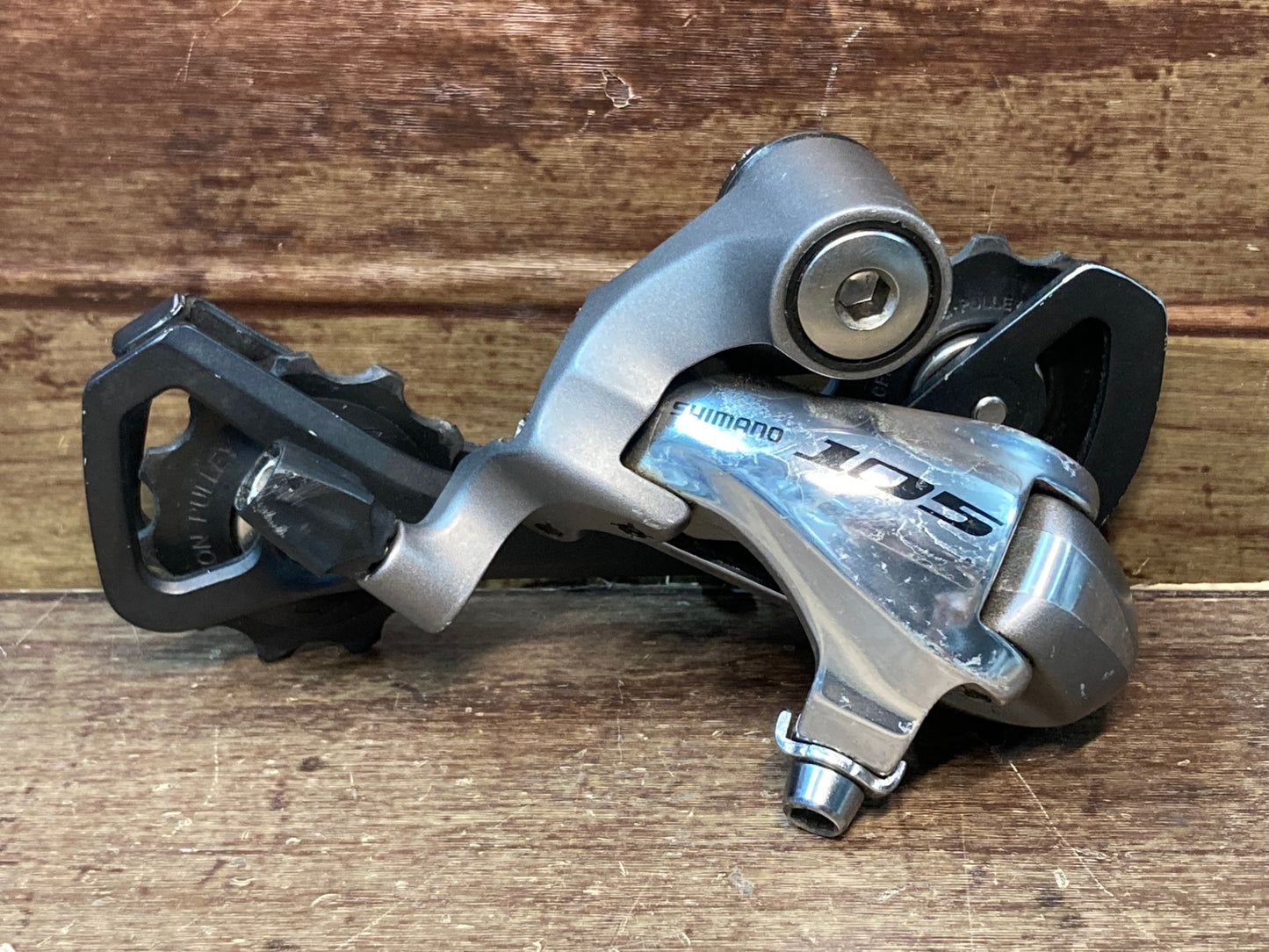 GN225 シマノ SHIMANO 105 RD-5701 リアディレイラー GS シルバー
